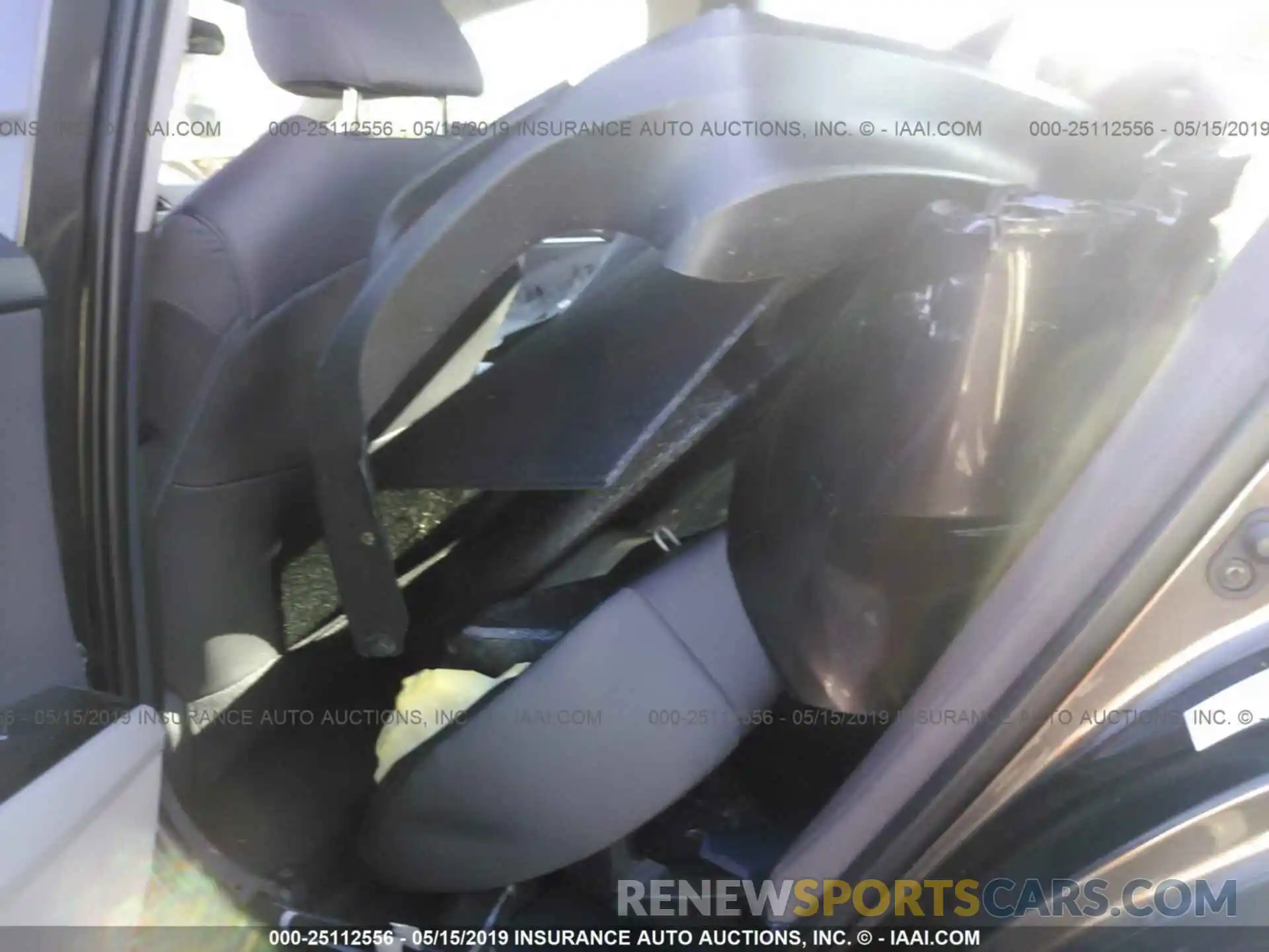 8 Photograph of a damaged car 4T1B11HK4KU714433 TOYOTA CAMRY 2019