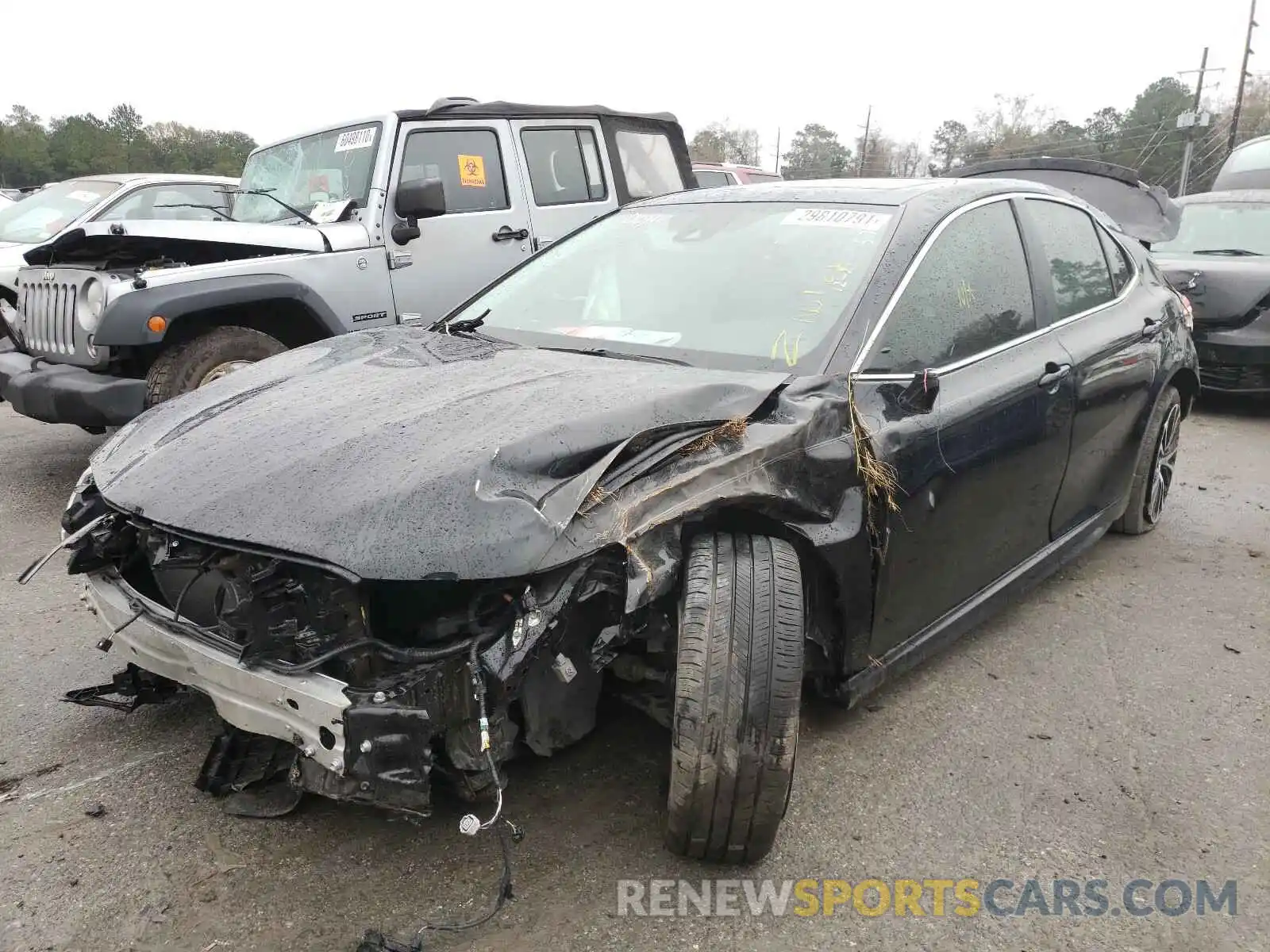 2 Photograph of a damaged car 4T1B11HK4KU715727 TOYOTA CAMRY 2019