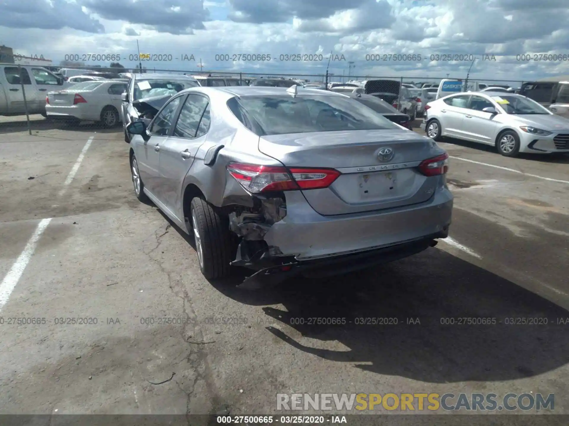 3 Photograph of a damaged car 4T1B11HK4KU715906 TOYOTA CAMRY 2019