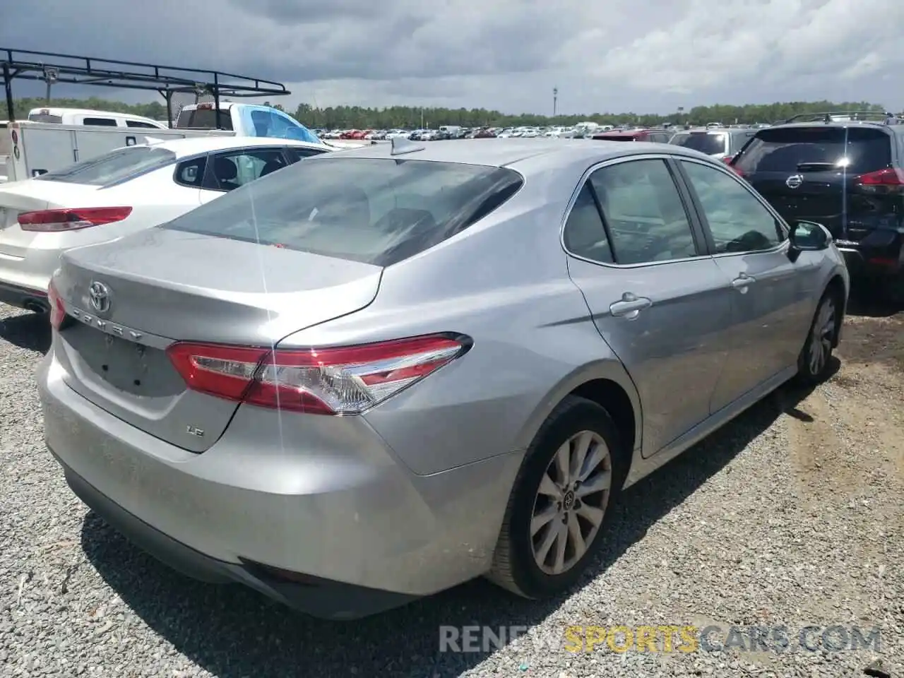 4 Photograph of a damaged car 4T1B11HK4KU717445 TOYOTA CAMRY 2019