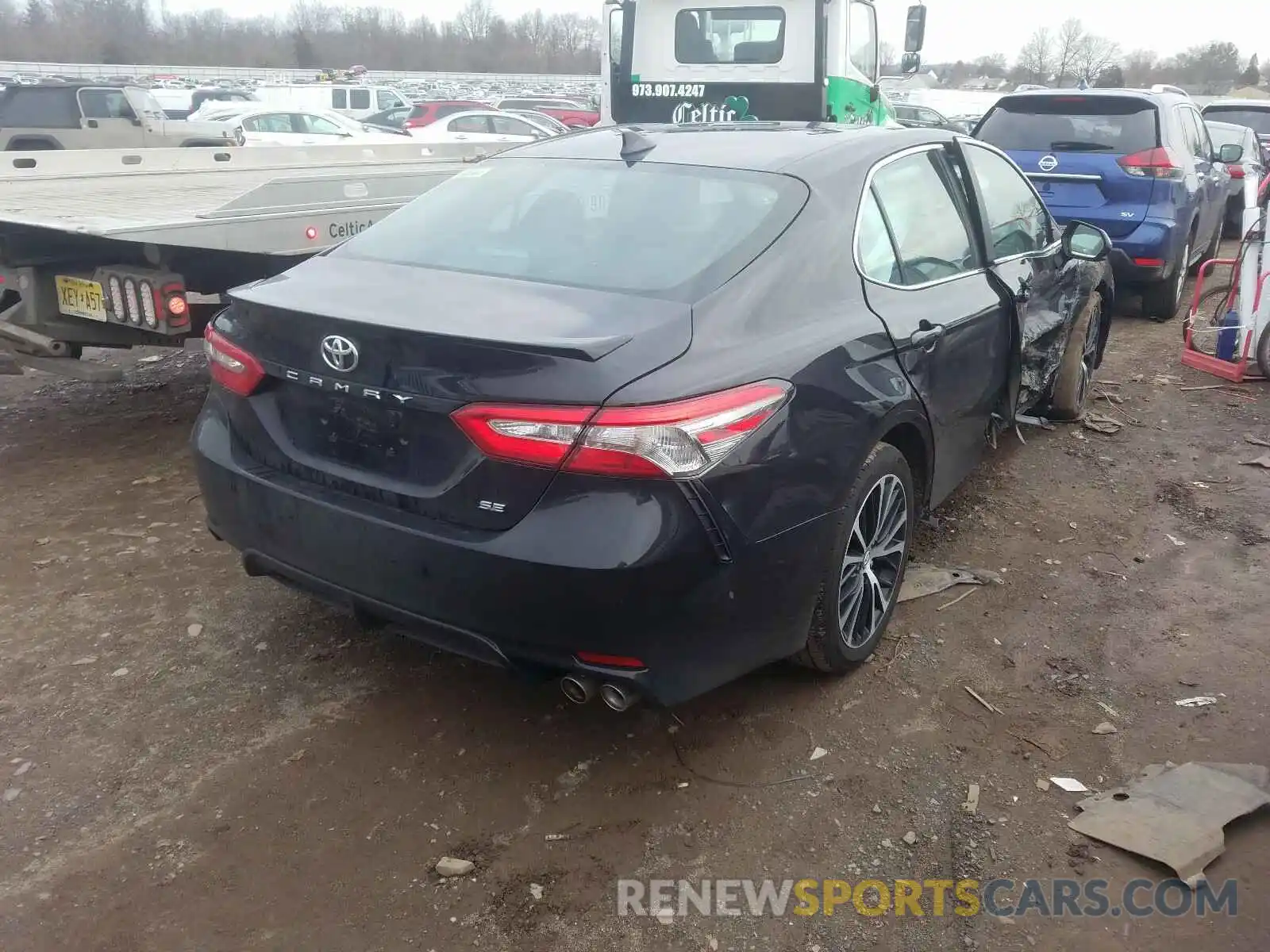 4 Фотография поврежденного автомобиля 4T1B11HK4KU718143 TOYOTA CAMRY 2019