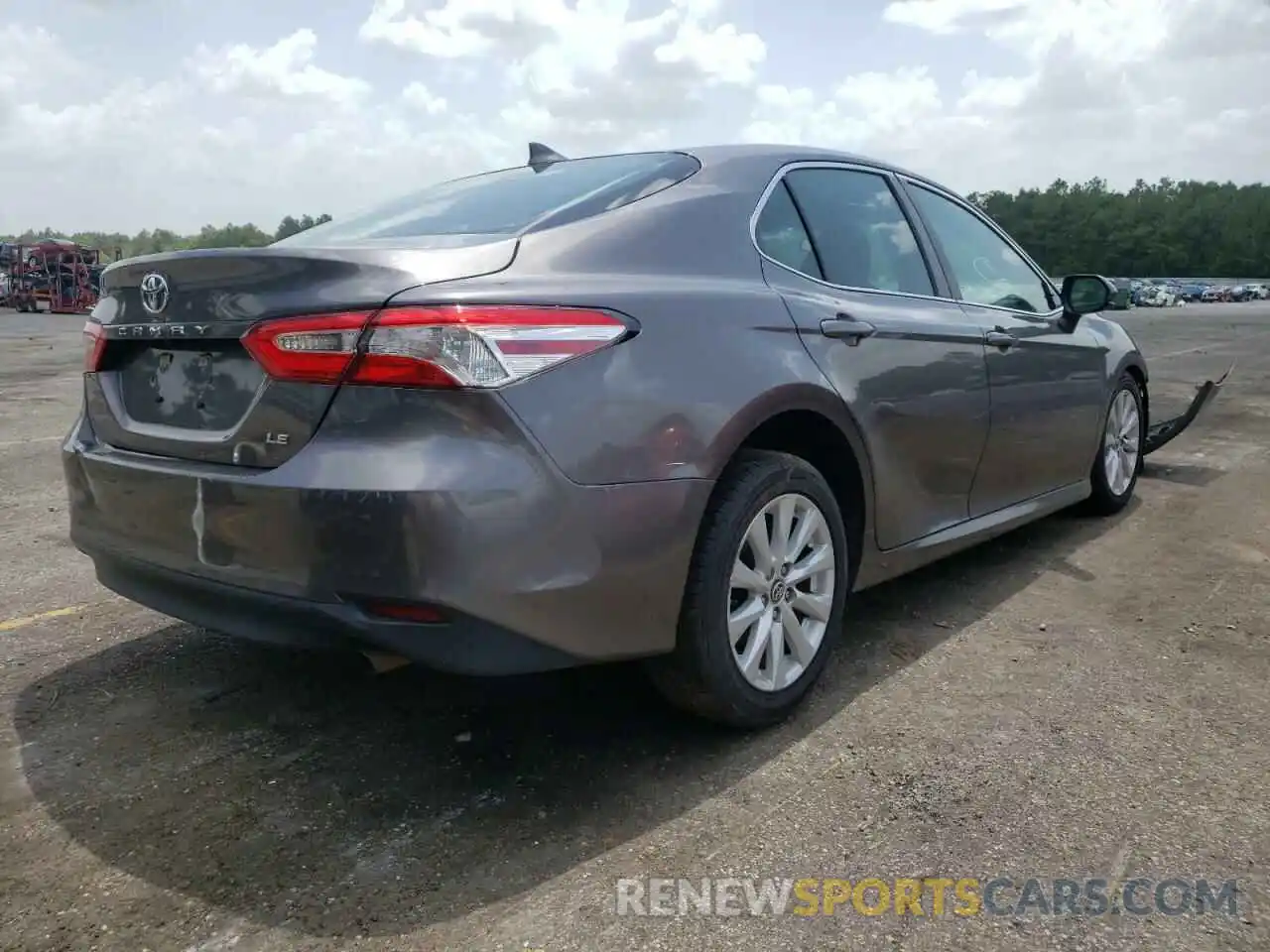 4 Photograph of a damaged car 4T1B11HK4KU719437 TOYOTA CAMRY 2019