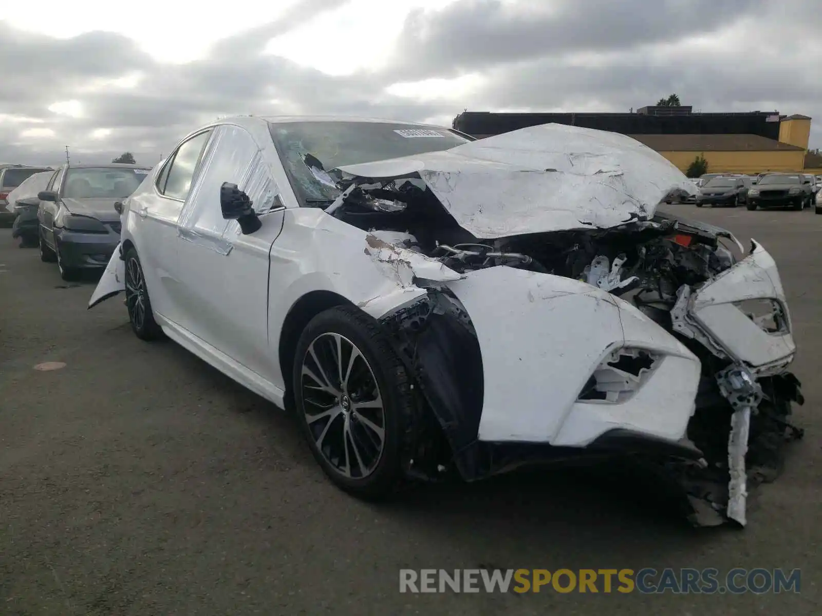 1 Photograph of a damaged car 4T1B11HK4KU719759 TOYOTA CAMRY 2019