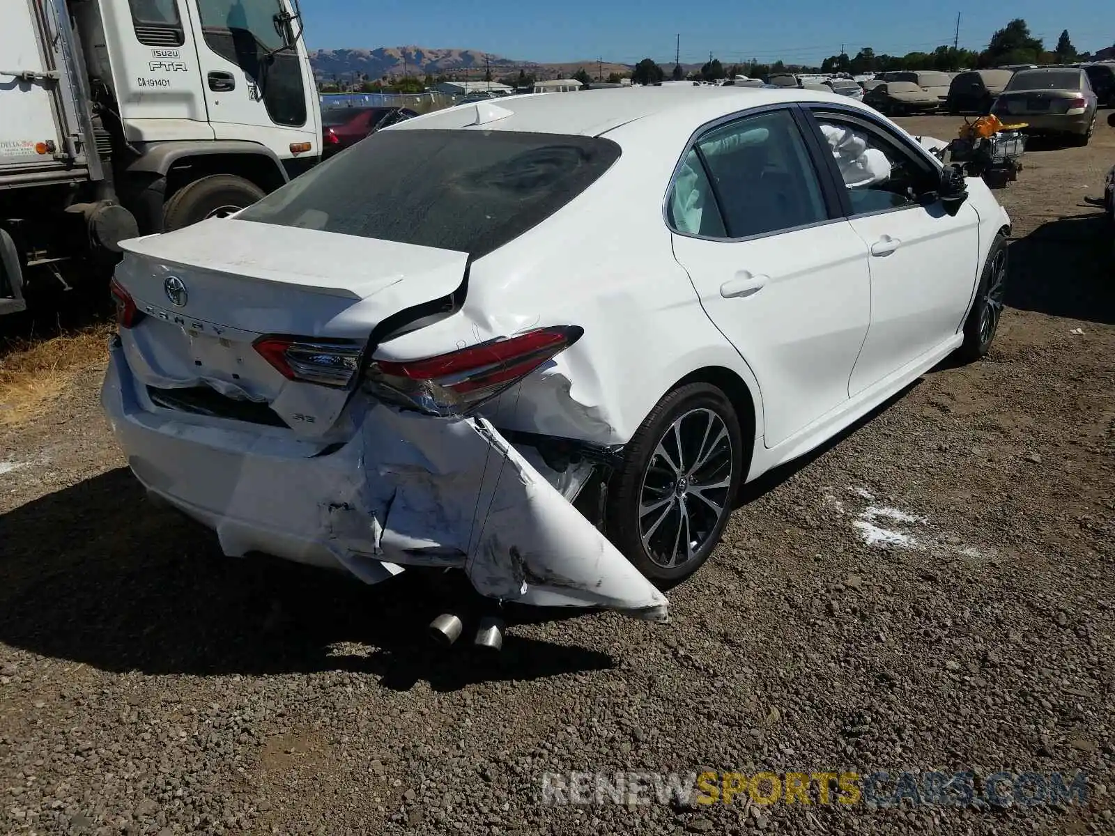 4 Photograph of a damaged car 4T1B11HK4KU719759 TOYOTA CAMRY 2019