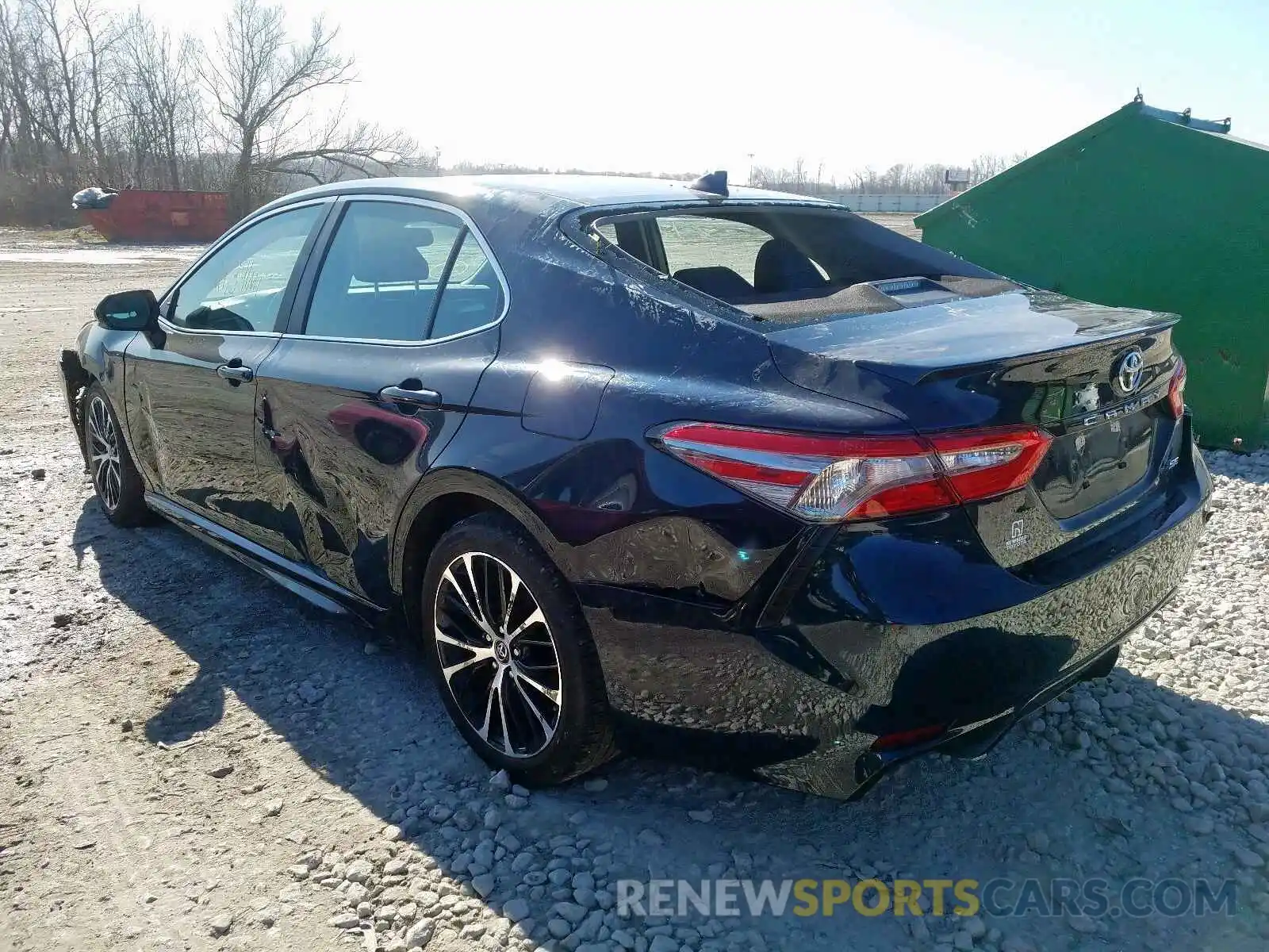 3 Photograph of a damaged car 4T1B11HK4KU719972 TOYOTA CAMRY 2019