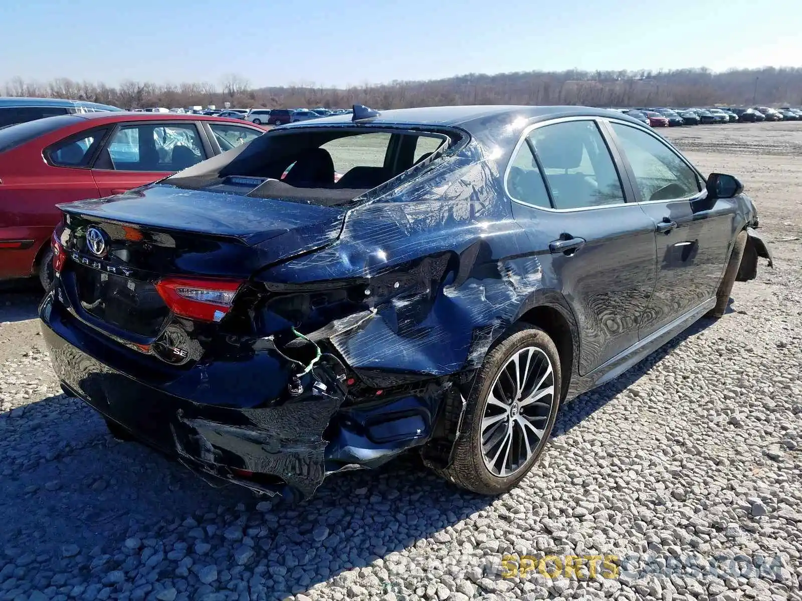 4 Photograph of a damaged car 4T1B11HK4KU719972 TOYOTA CAMRY 2019