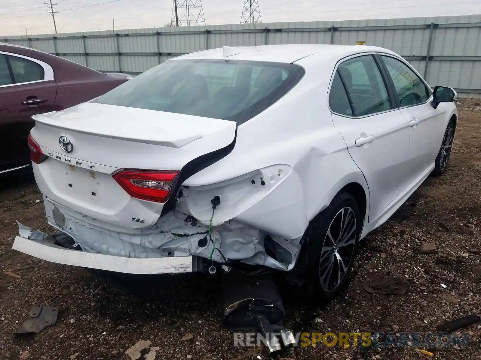 4 Photograph of a damaged car 4T1B11HK4KU720345 TOYOTA CAMRY 2019