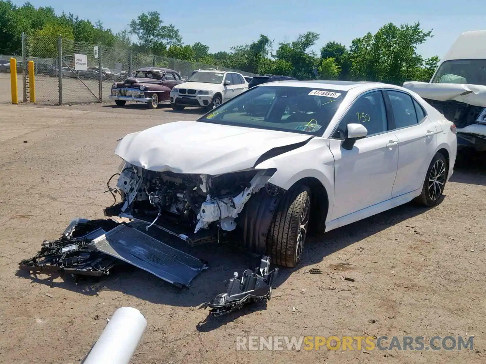 2 Photograph of a damaged car 4T1B11HK4KU721723 TOYOTA CAMRY 2019