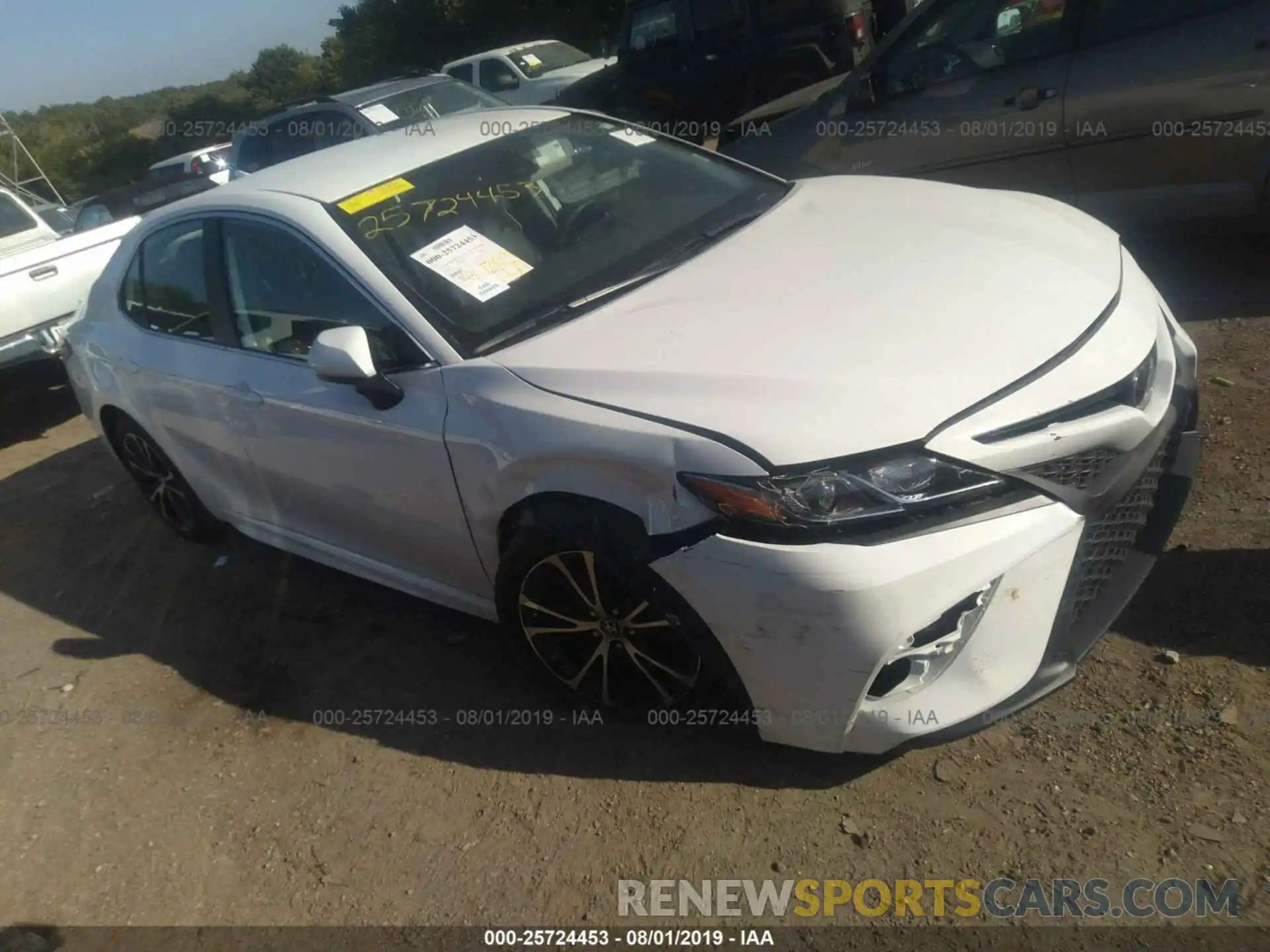 1 Photograph of a damaged car 4T1B11HK4KU721897 TOYOTA CAMRY 2019