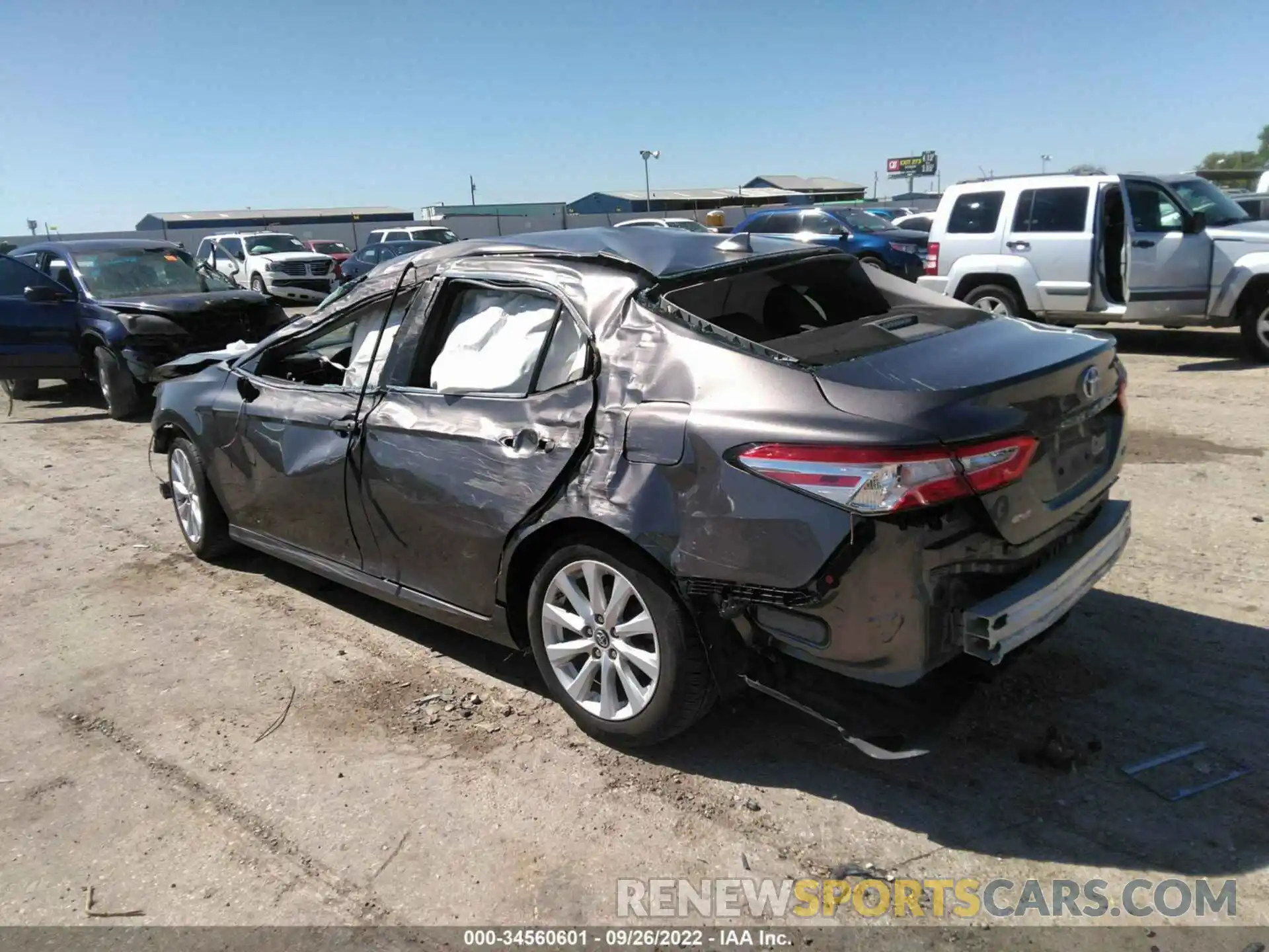 3 Photograph of a damaged car 4T1B11HK4KU722497 TOYOTA CAMRY 2019