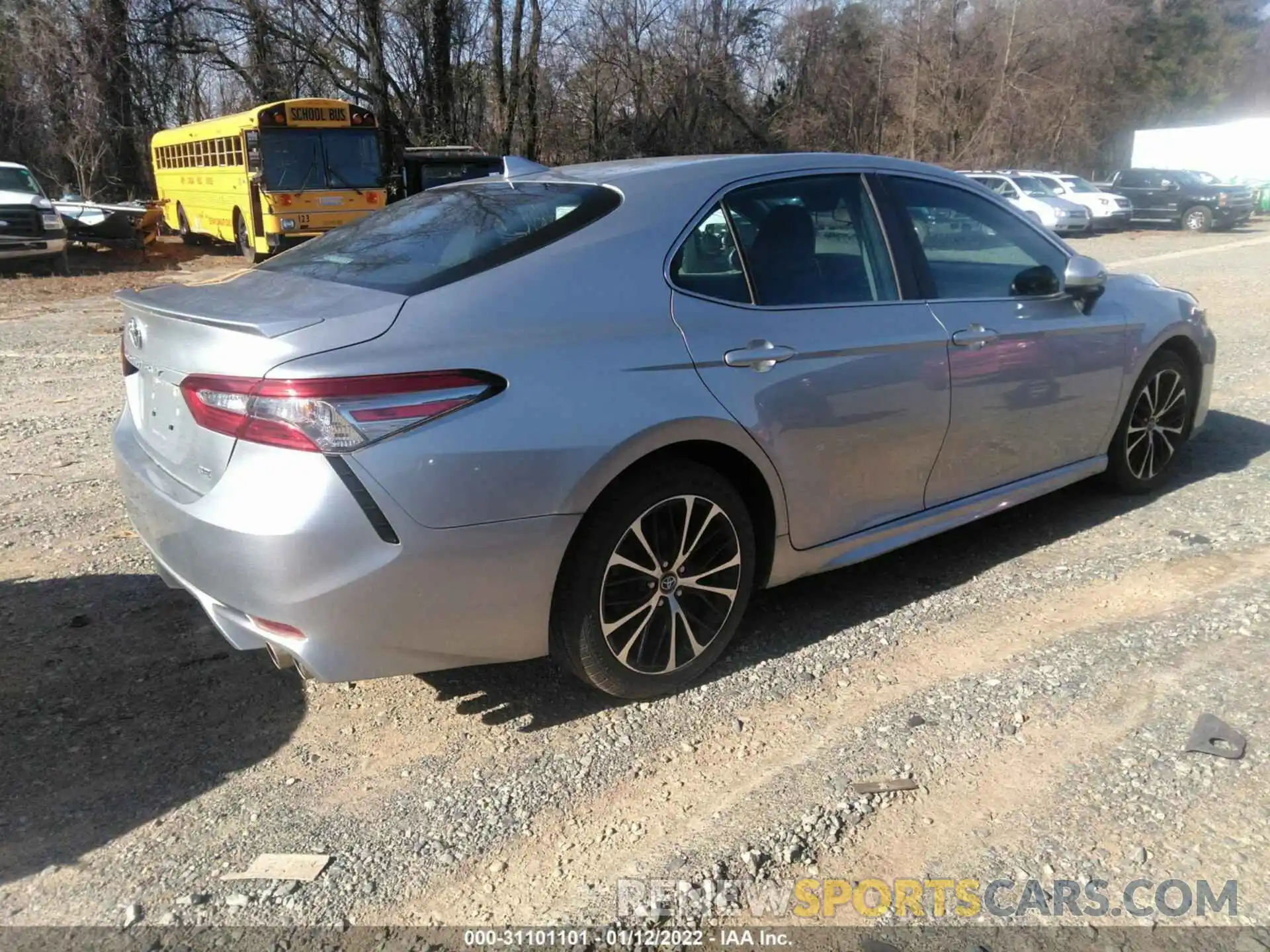 4 Photograph of a damaged car 4T1B11HK4KU722824 TOYOTA CAMRY 2019