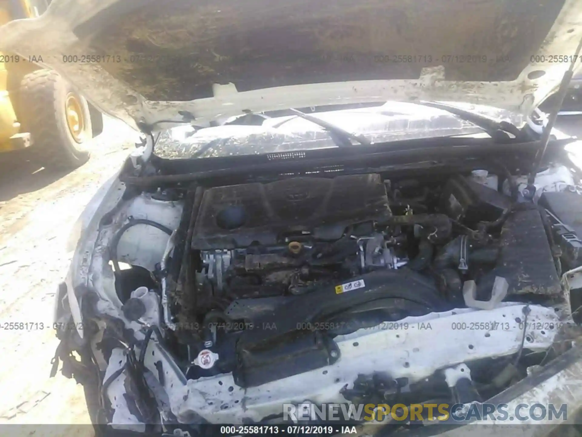 10 Photograph of a damaged car 4T1B11HK4KU723083 TOYOTA CAMRY 2019