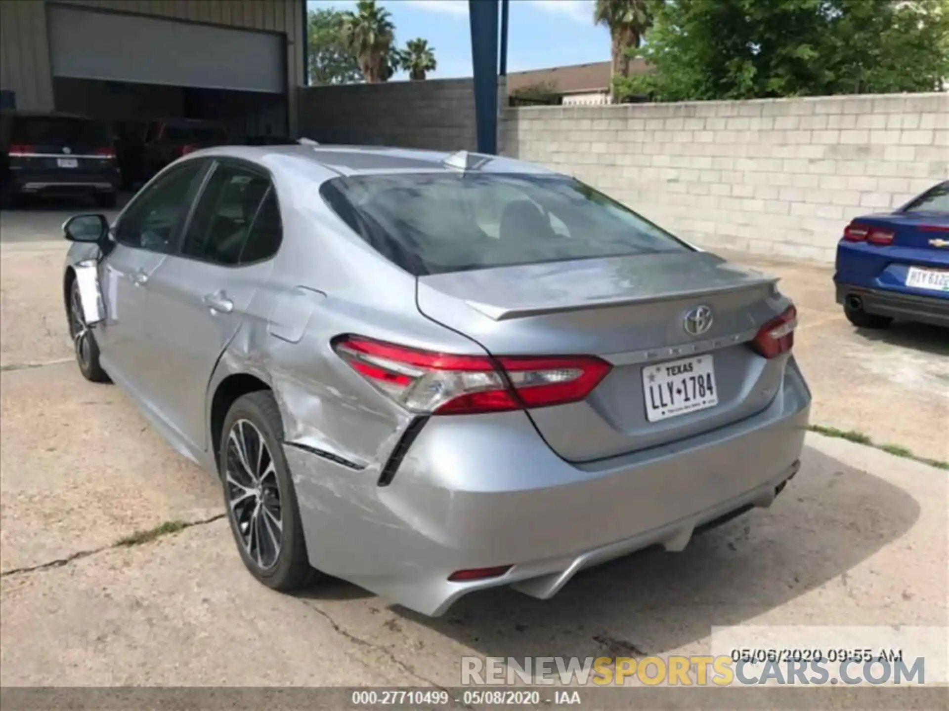 3 Photograph of a damaged car 4T1B11HK4KU723603 TOYOTA CAMRY 2019