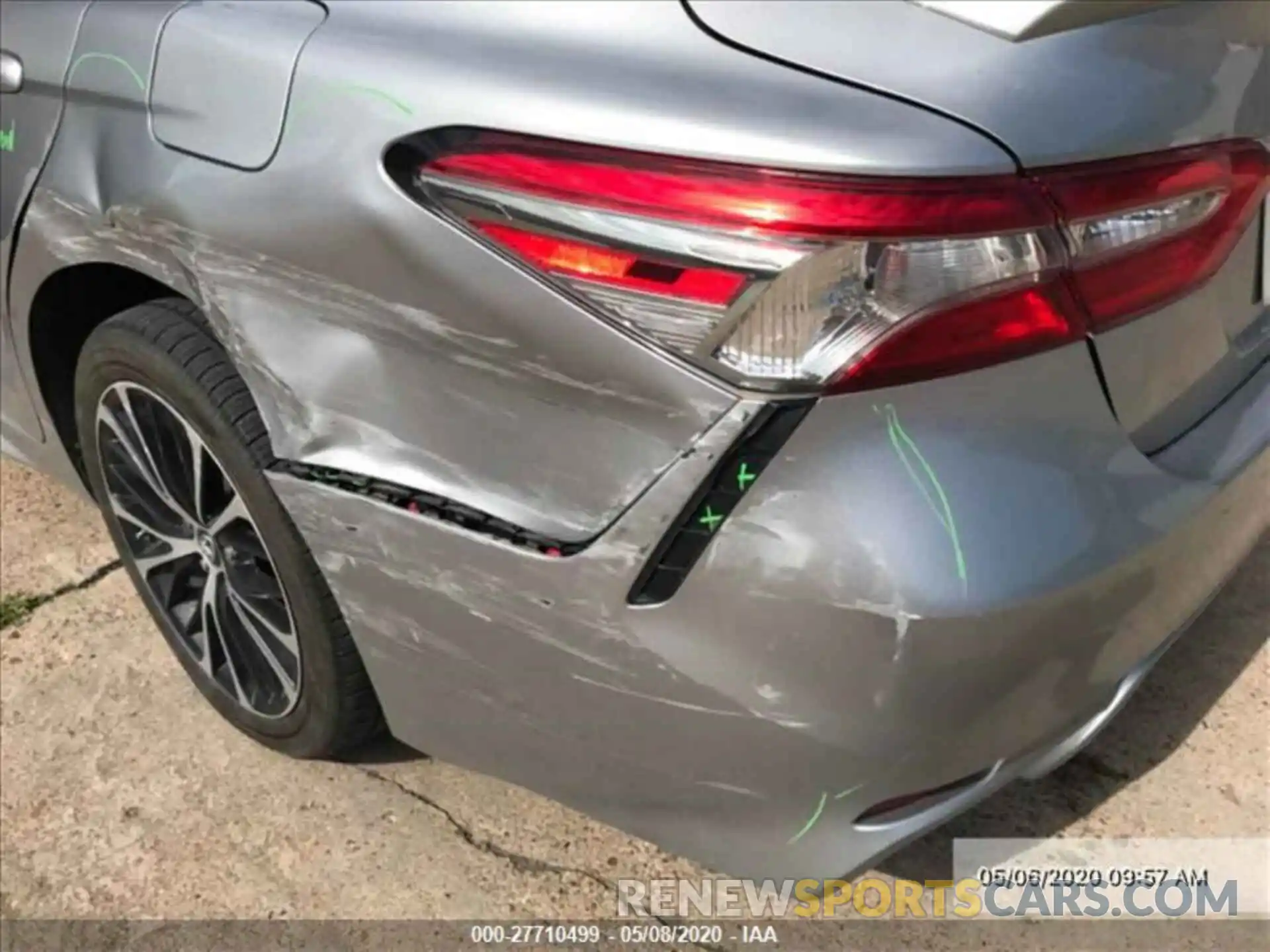 9 Photograph of a damaged car 4T1B11HK4KU723603 TOYOTA CAMRY 2019