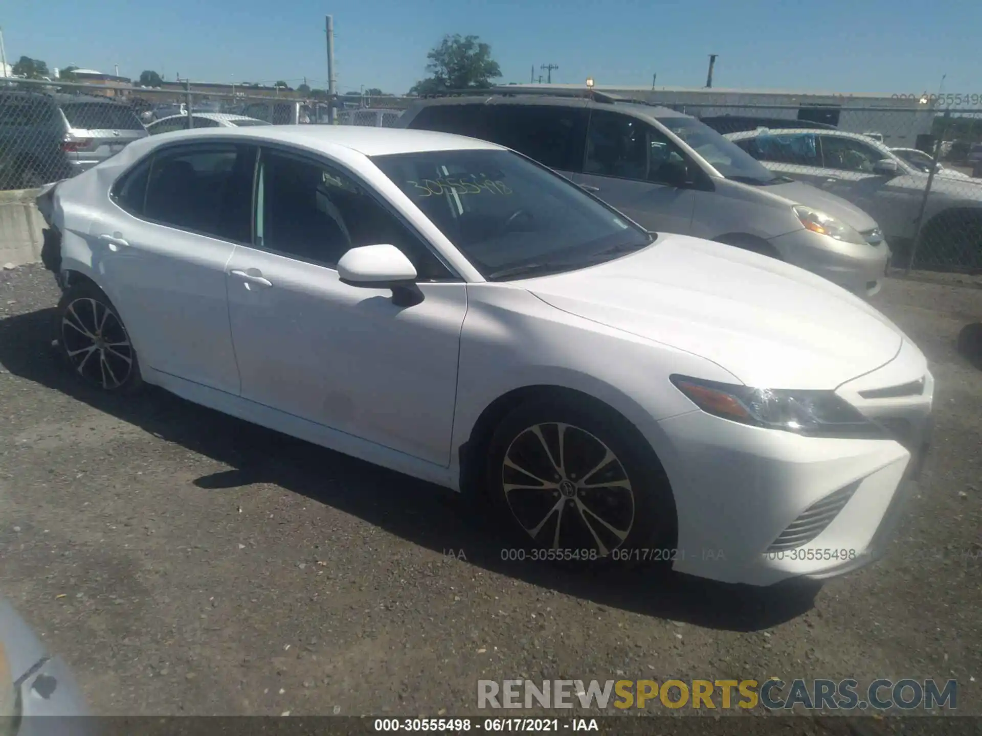 1 Photograph of a damaged car 4T1B11HK4KU724010 TOYOTA CAMRY 2019