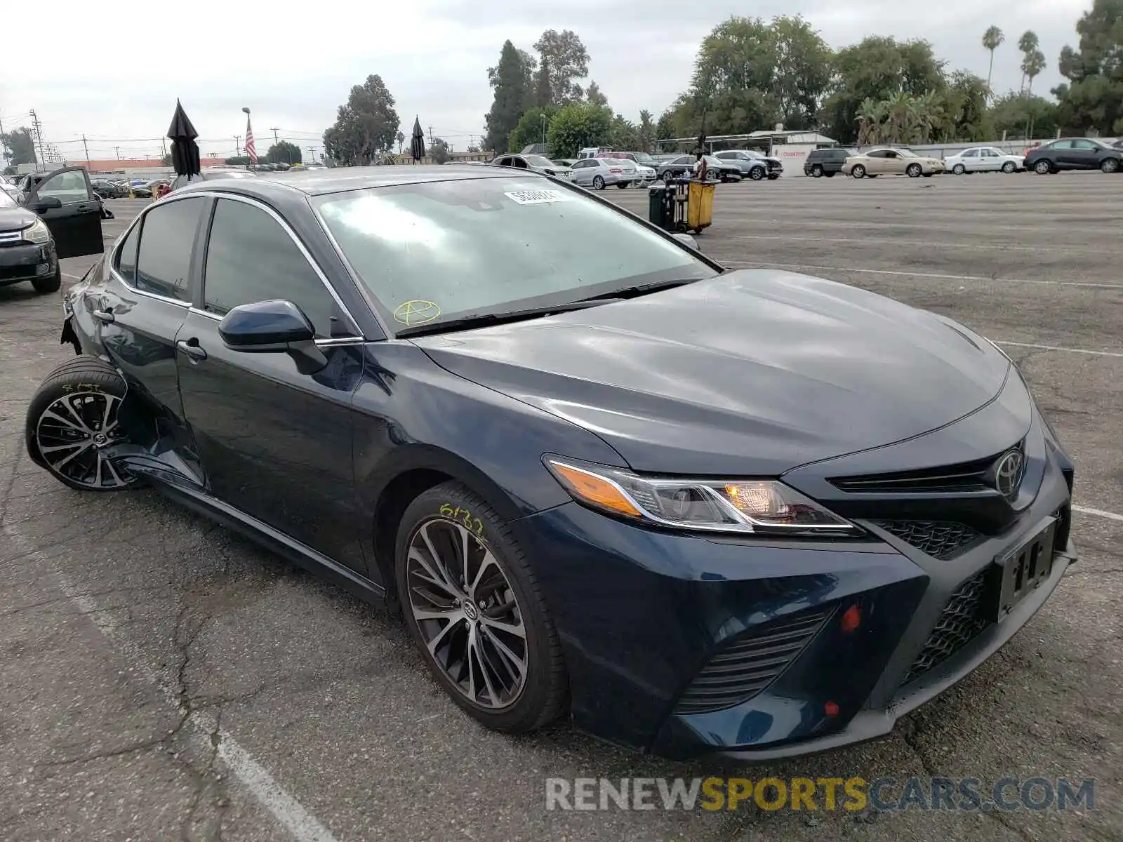 1 Photograph of a damaged car 4T1B11HK4KU724234 TOYOTA CAMRY 2019