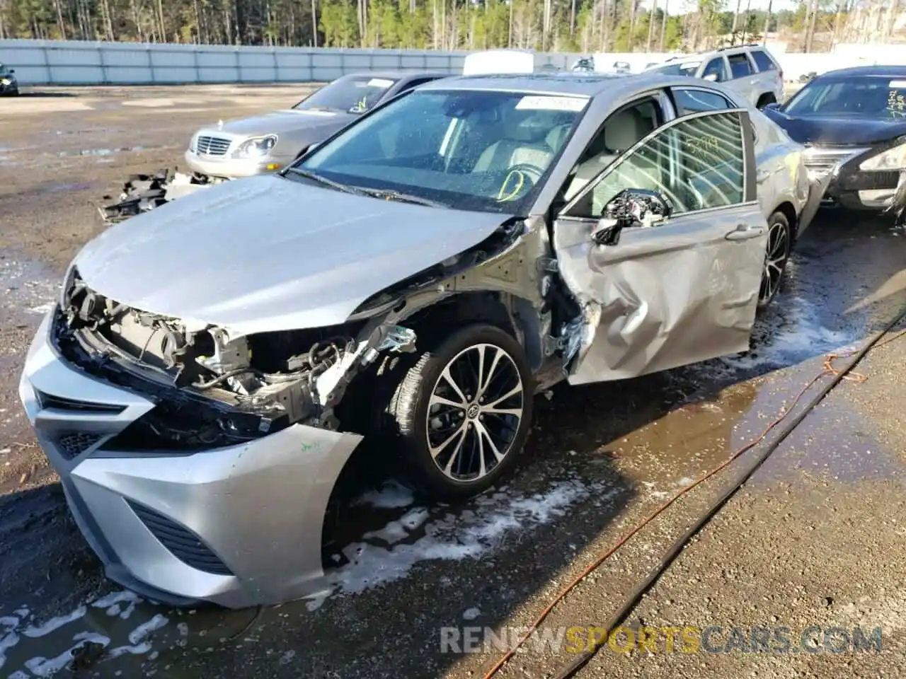 2 Photograph of a damaged car 4T1B11HK4KU724671 TOYOTA CAMRY 2019