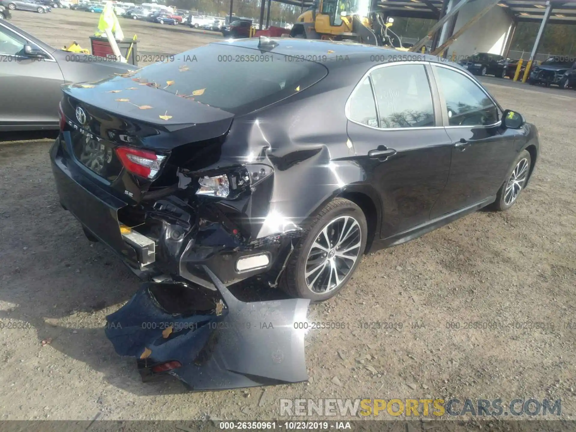 4 Photograph of a damaged car 4T1B11HK4KU724993 TOYOTA CAMRY 2019