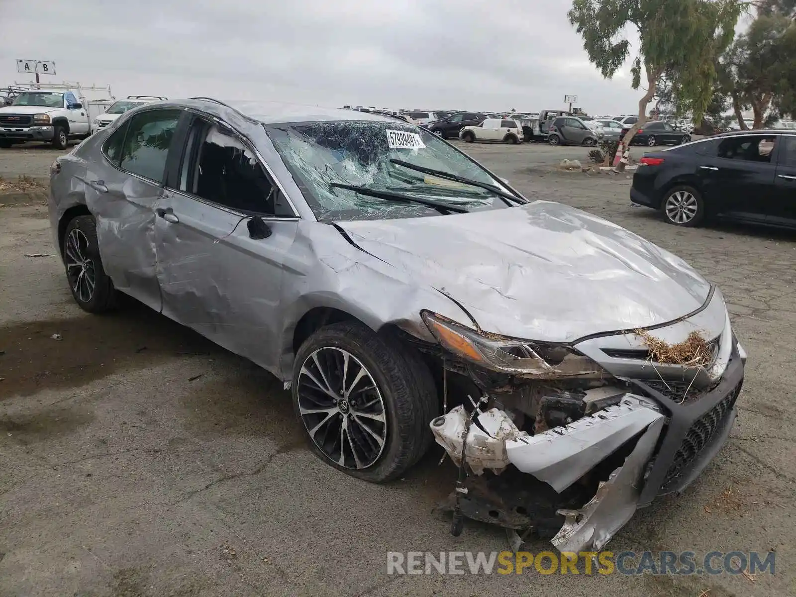 9 Photograph of a damaged car 4T1B11HK4KU725013 TOYOTA CAMRY 2019