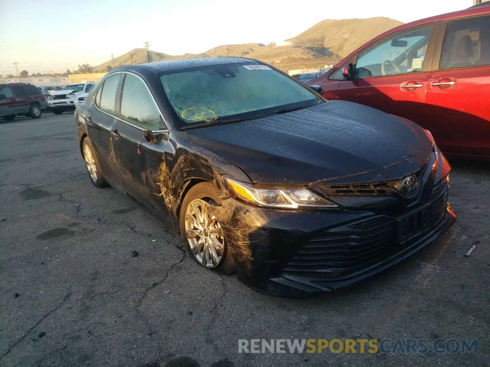 1 Photograph of a damaged car 4T1B11HK4KU725688 TOYOTA CAMRY 2019