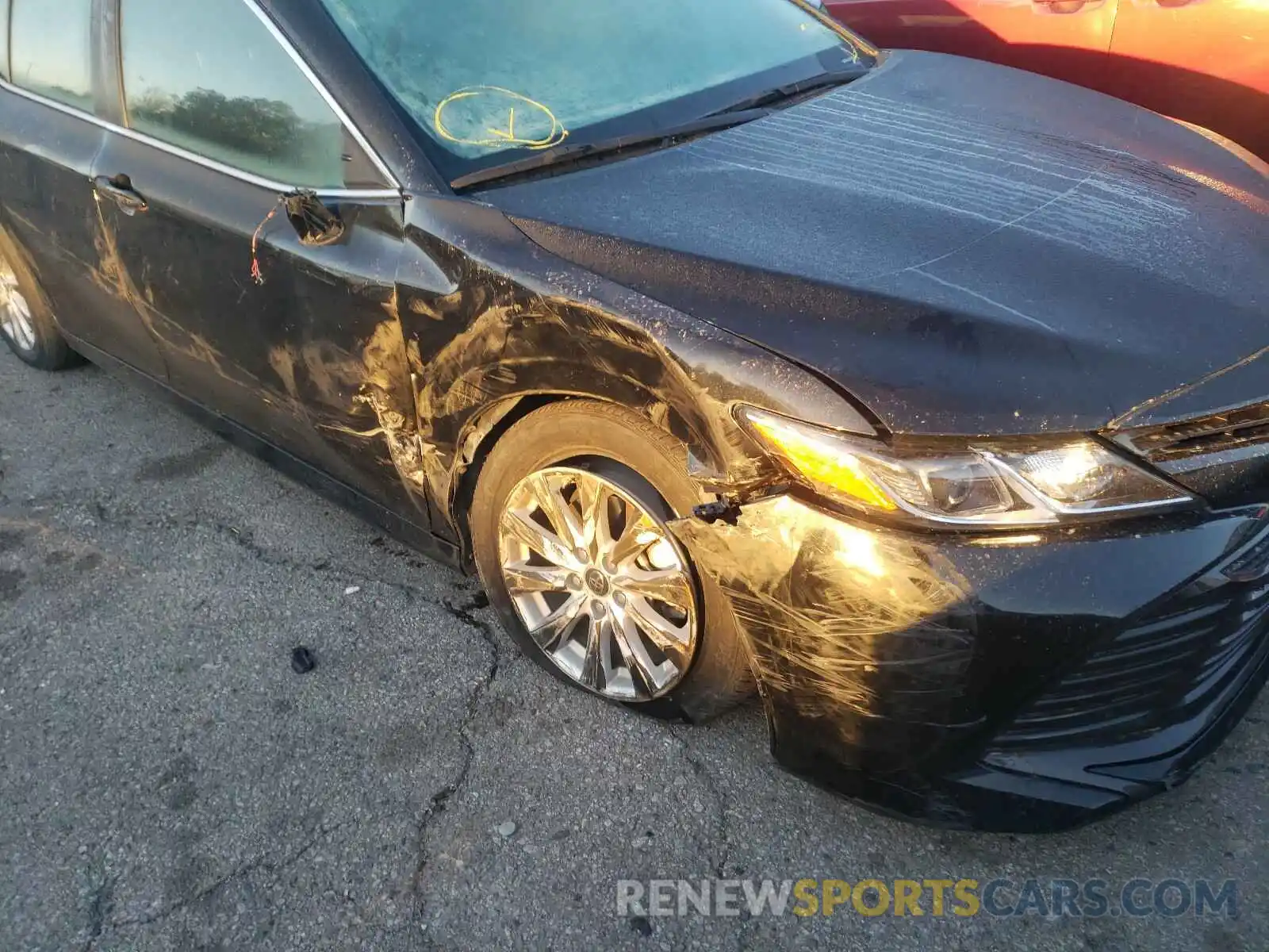 9 Photograph of a damaged car 4T1B11HK4KU725688 TOYOTA CAMRY 2019