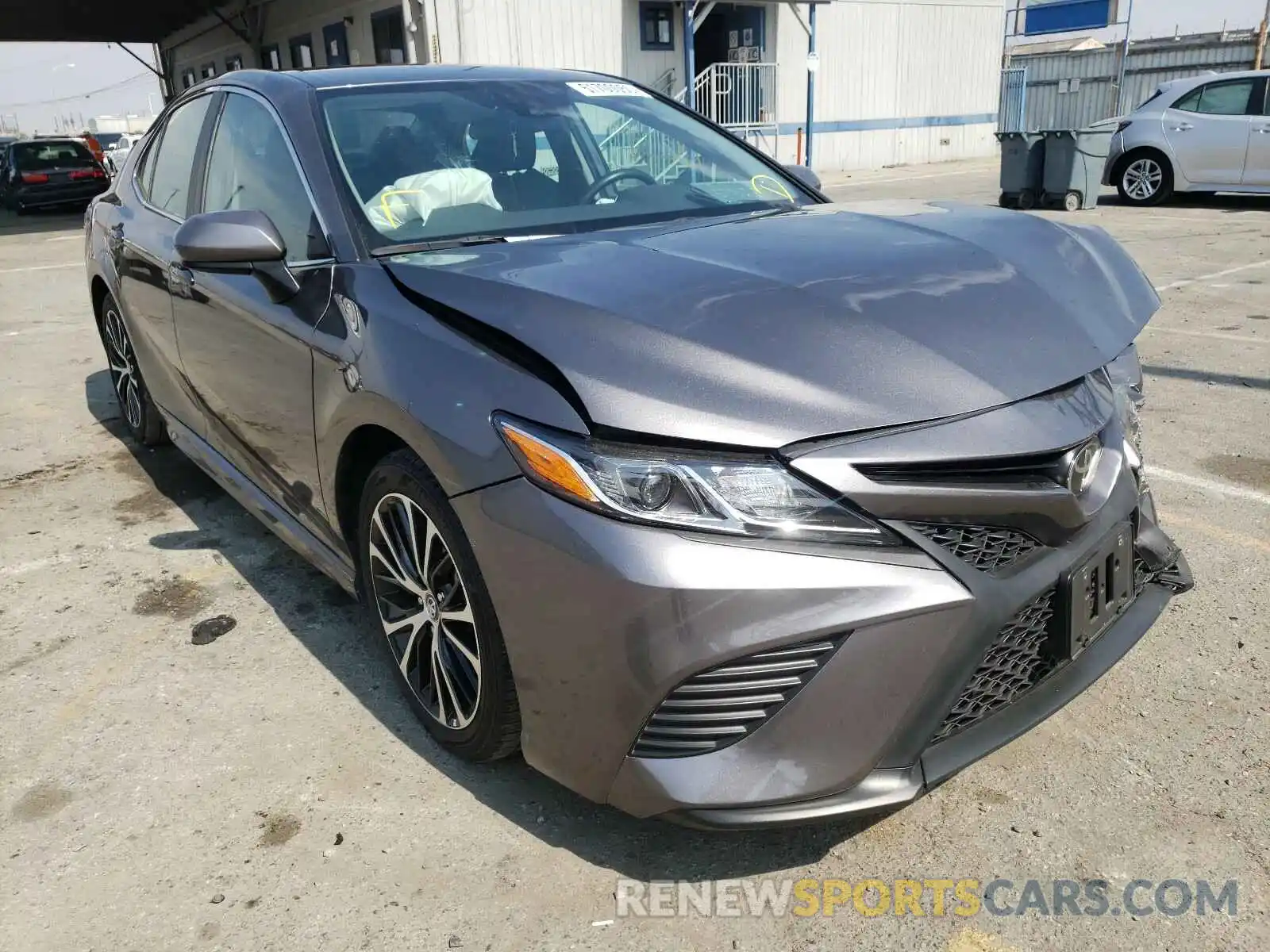 1 Photograph of a damaged car 4T1B11HK4KU727005 TOYOTA CAMRY 2019