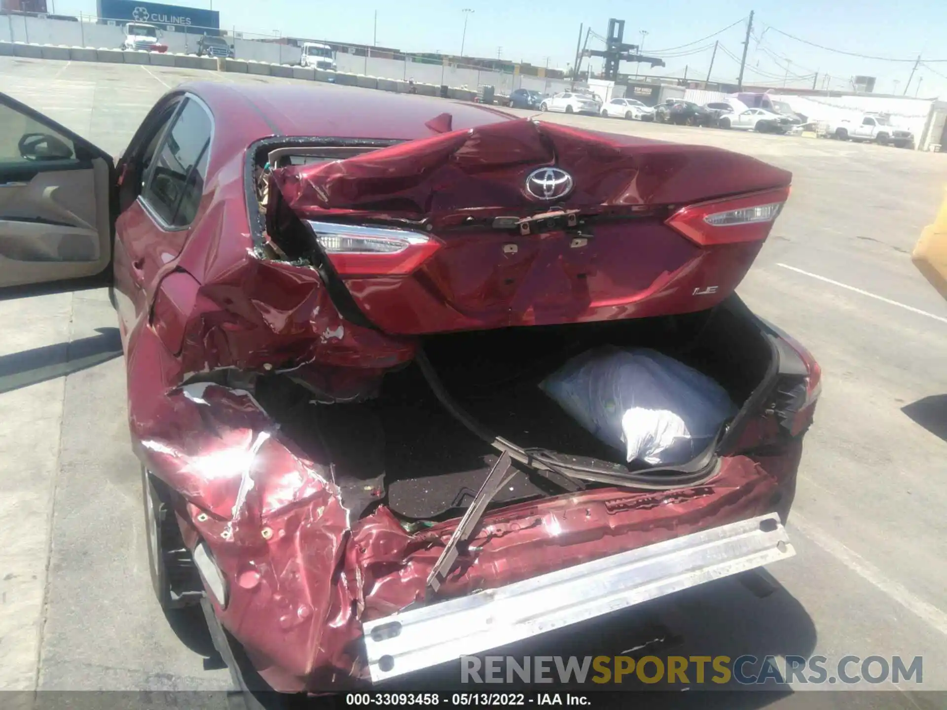 6 Photograph of a damaged car 4T1B11HK4KU727991 TOYOTA CAMRY 2019