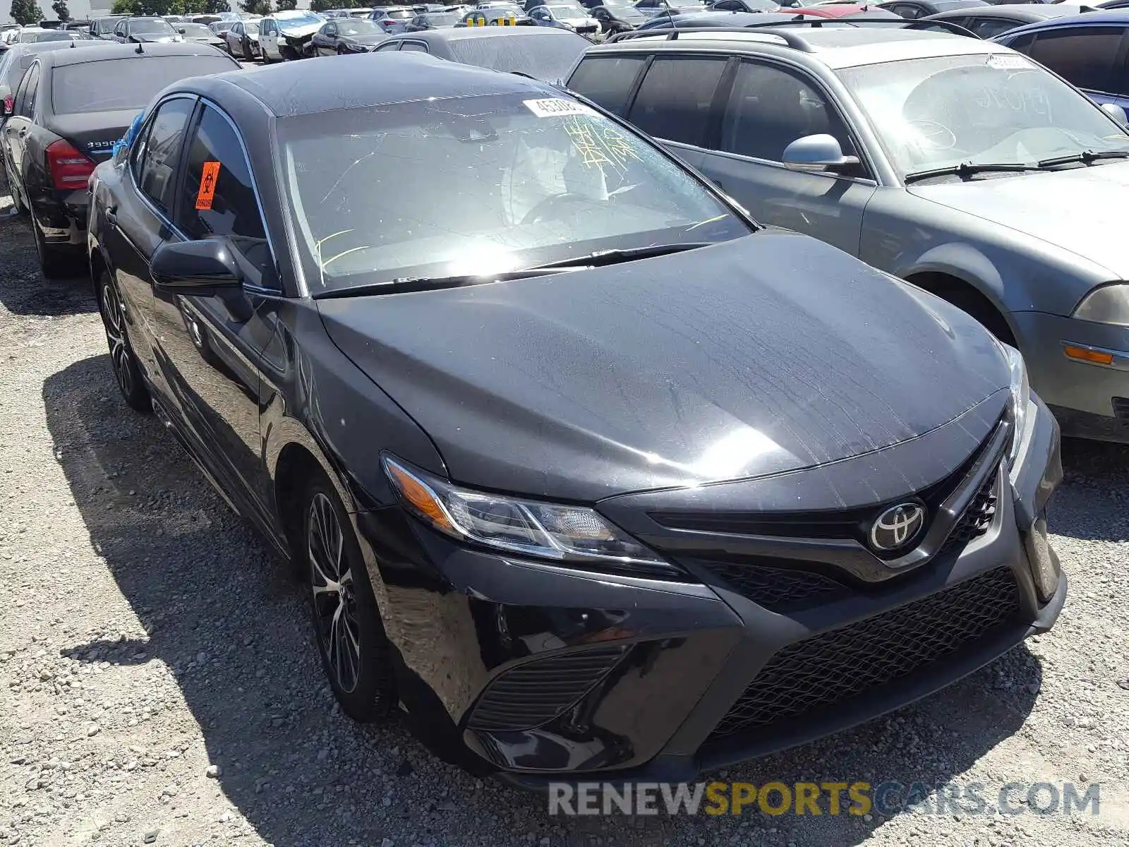 1 Photograph of a damaged car 4T1B11HK4KU729482 TOYOTA CAMRY 2019