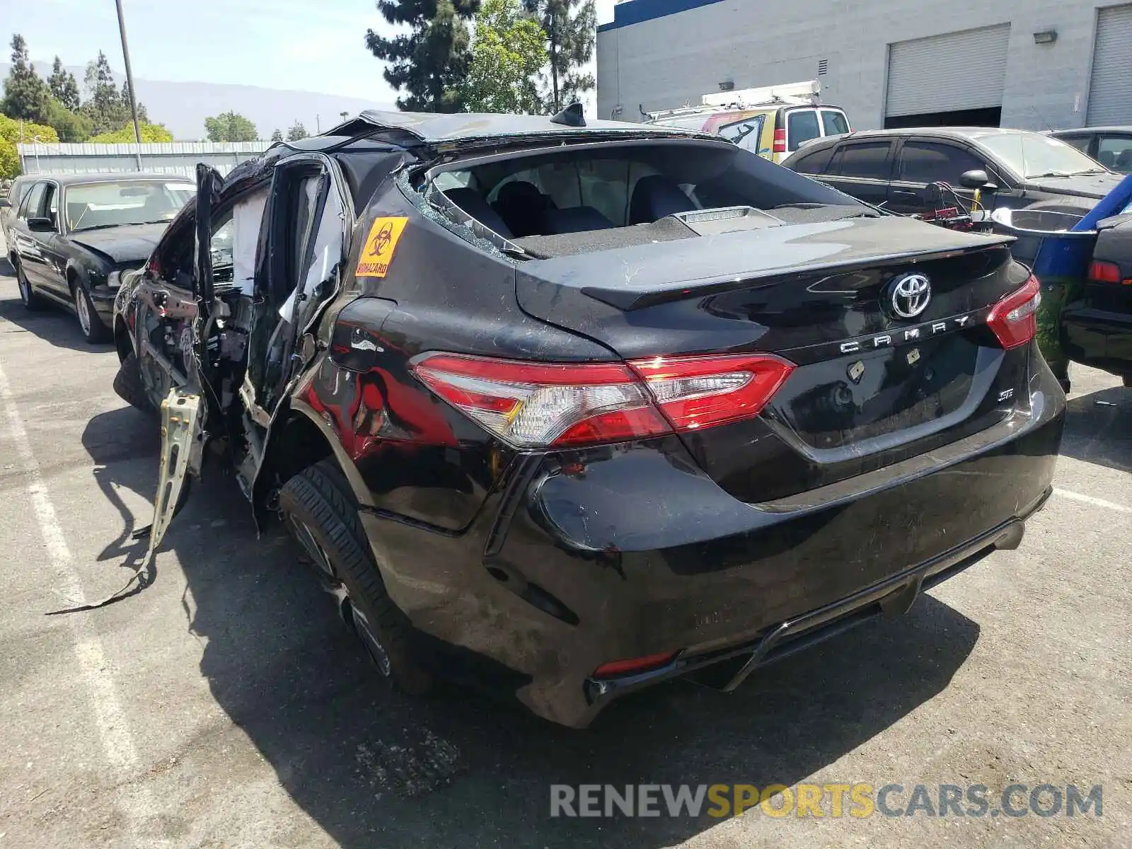 3 Photograph of a damaged car 4T1B11HK4KU729482 TOYOTA CAMRY 2019