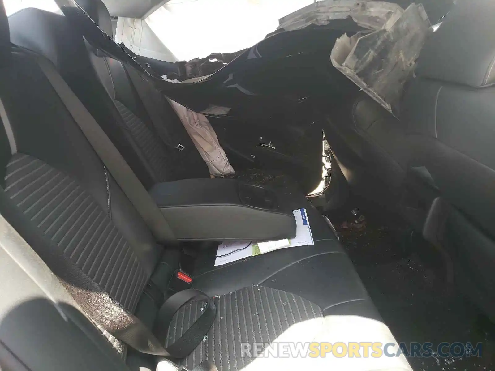 6 Photograph of a damaged car 4T1B11HK4KU729482 TOYOTA CAMRY 2019