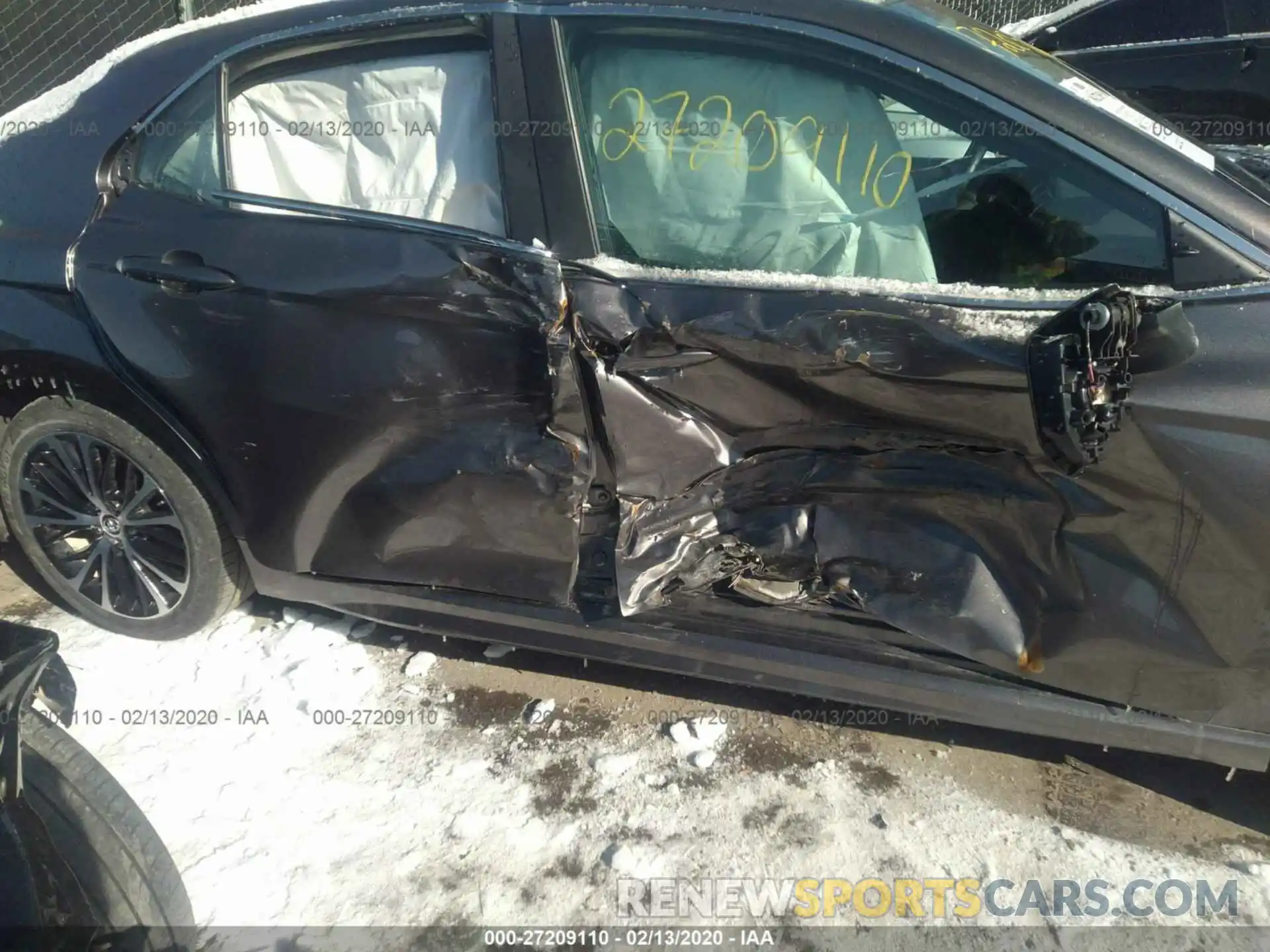 6 Photograph of a damaged car 4T1B11HK4KU729644 TOYOTA CAMRY 2019