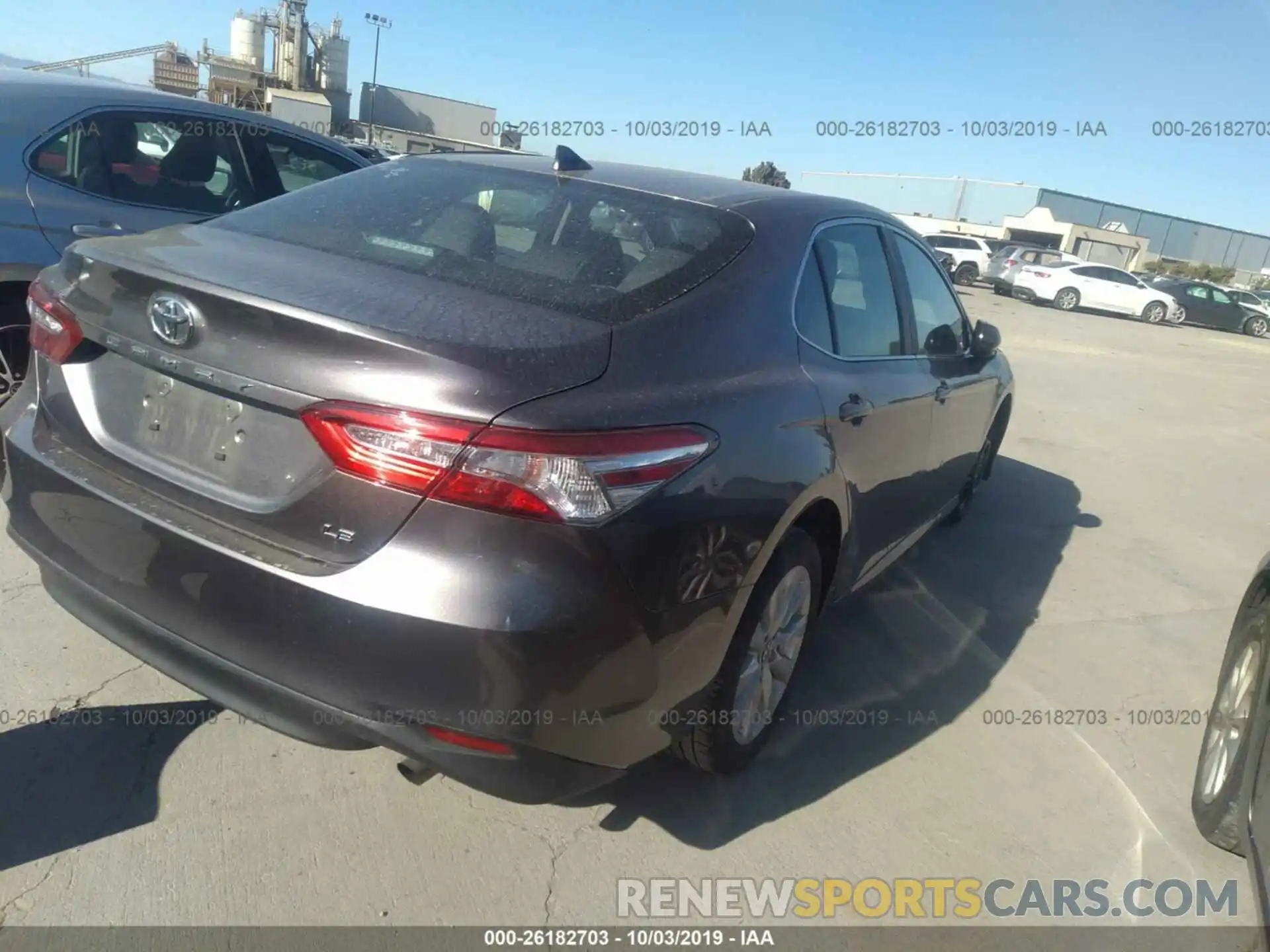 4 Photograph of a damaged car 4T1B11HK4KU730034 TOYOTA CAMRY 2019