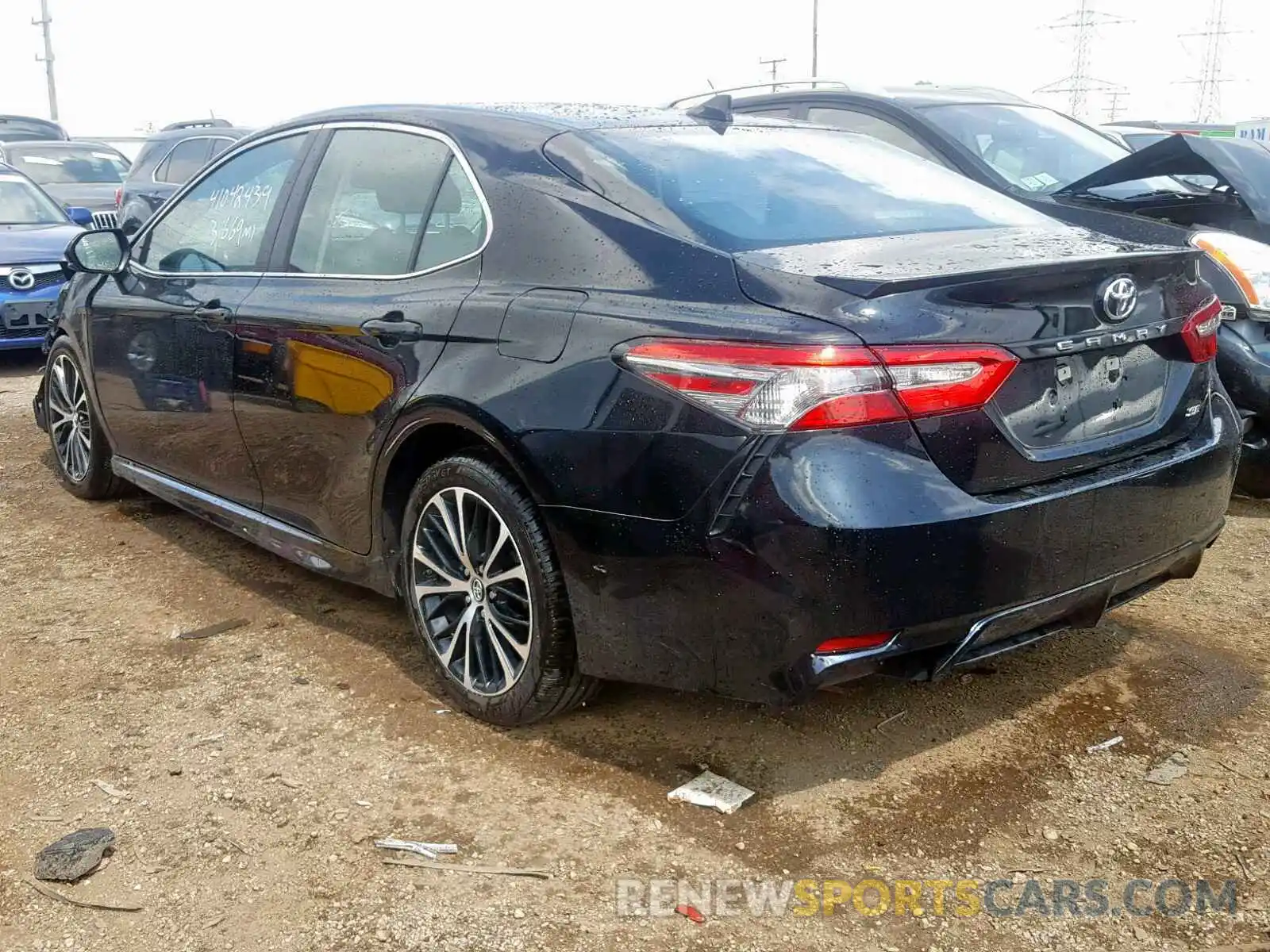 3 Photograph of a damaged car 4T1B11HK4KU730244 TOYOTA CAMRY 2019