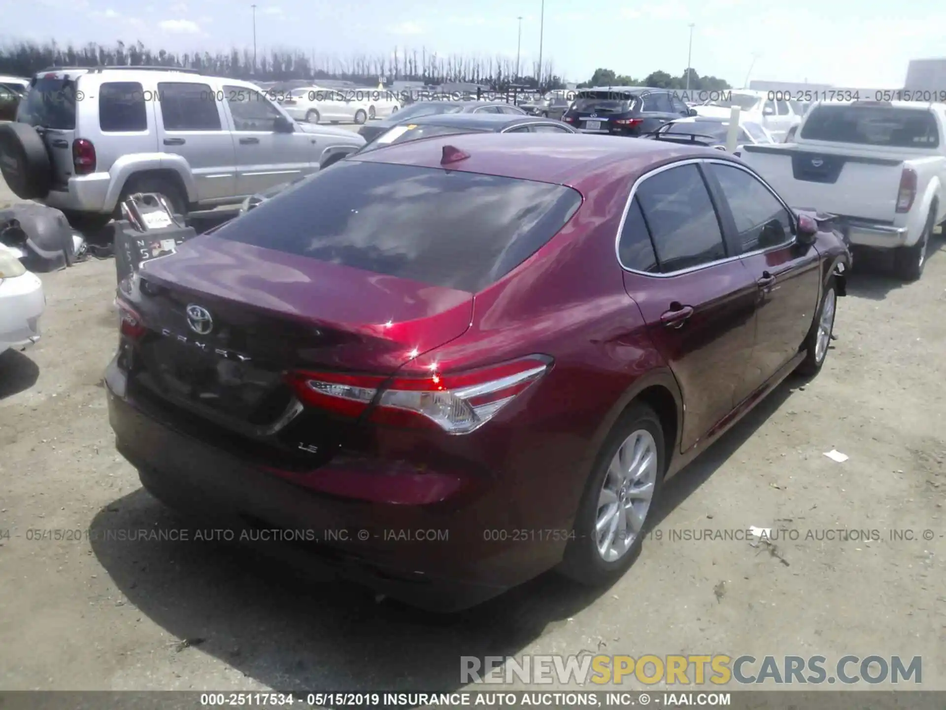 4 Фотография поврежденного автомобиля 4T1B11HK4KU732754 TOYOTA CAMRY 2019