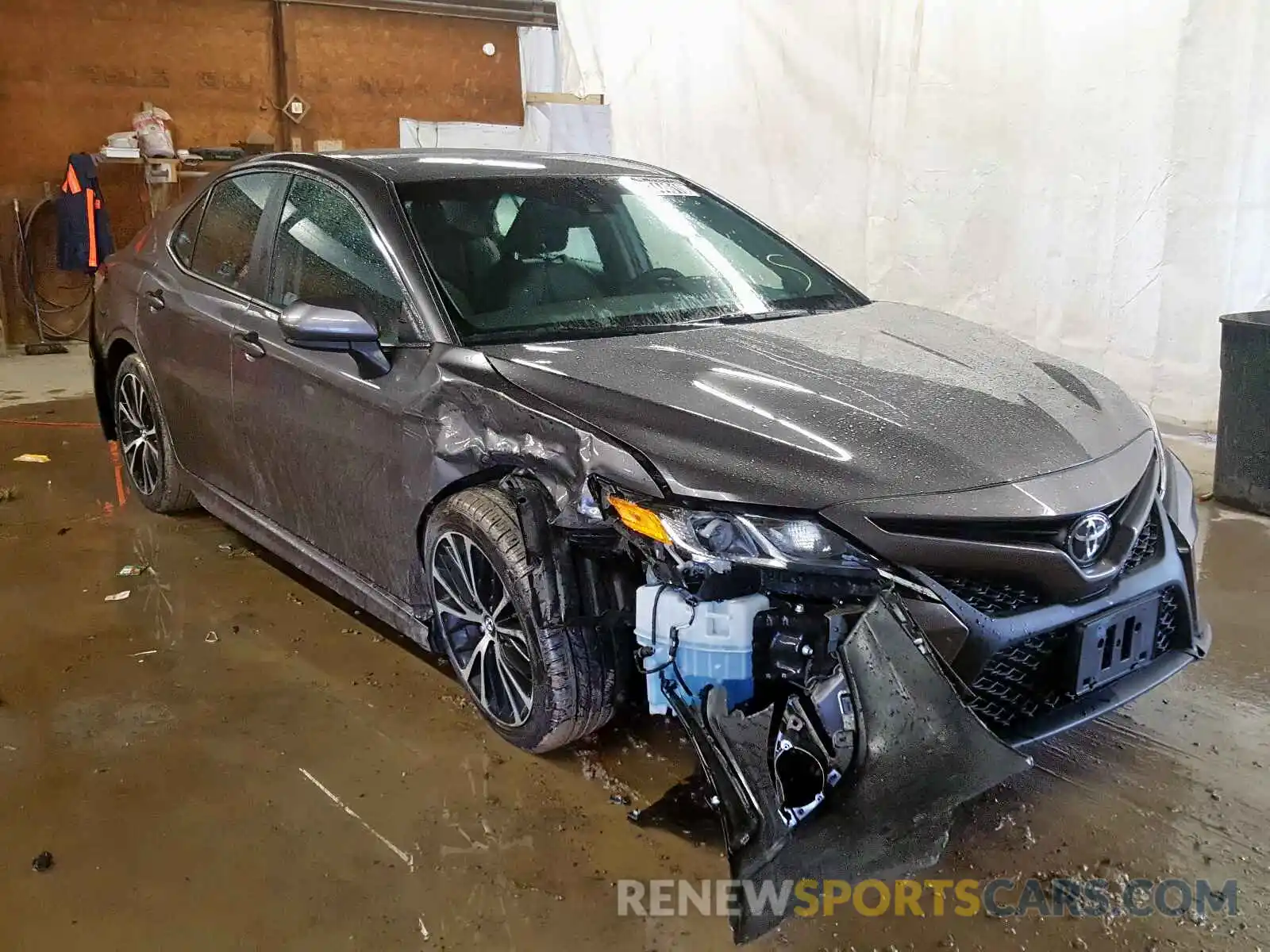 1 Photograph of a damaged car 4T1B11HK4KU733399 TOYOTA CAMRY 2019