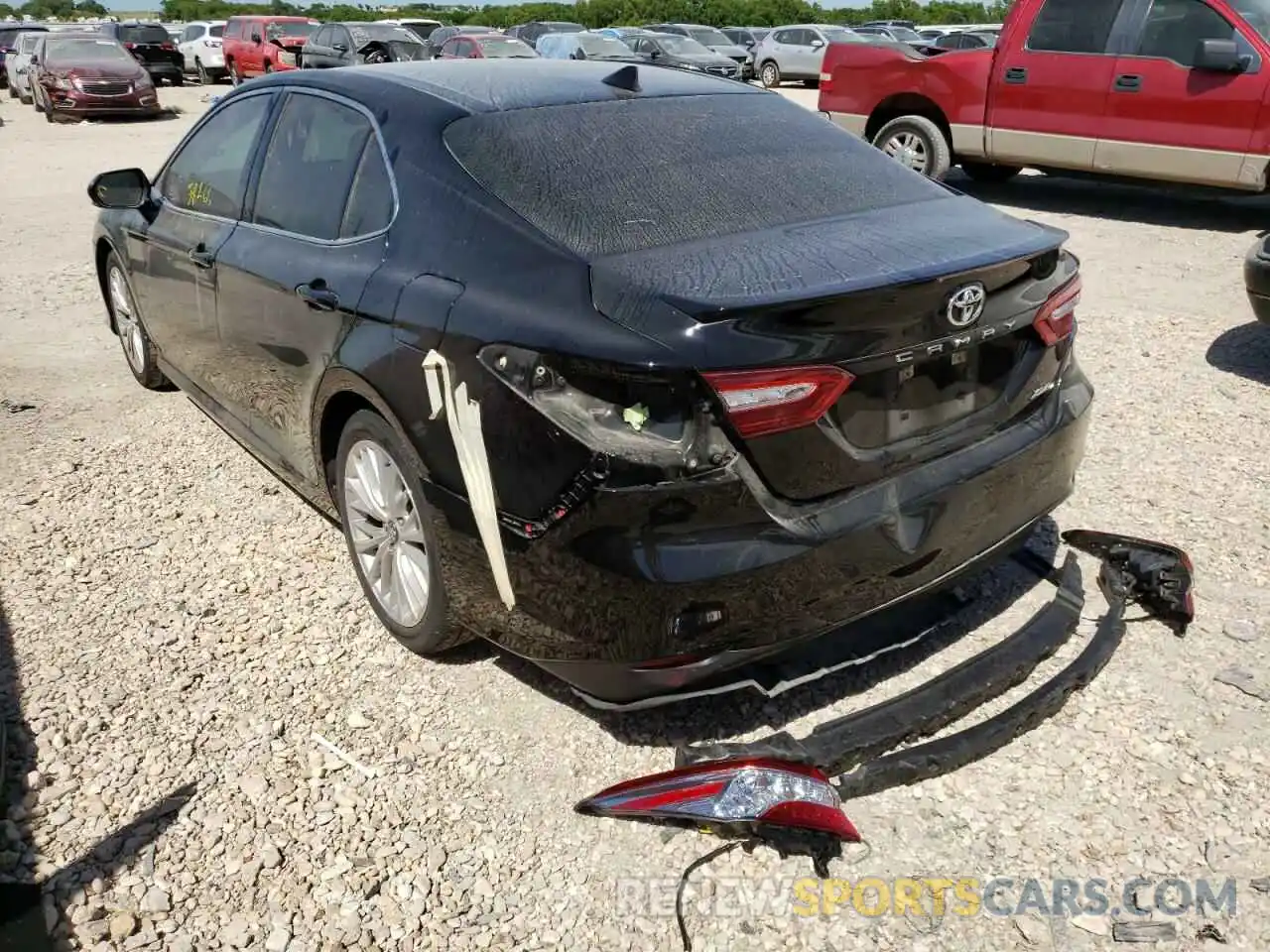 3 Photograph of a damaged car 4T1B11HK4KU734228 TOYOTA CAMRY 2019