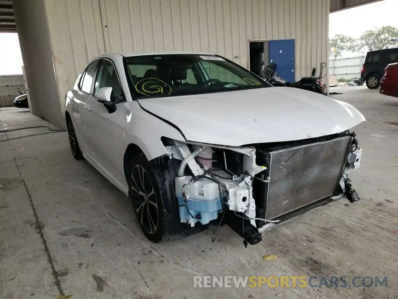 1 Photograph of a damaged car 4T1B11HK4KU734312 TOYOTA CAMRY 2019