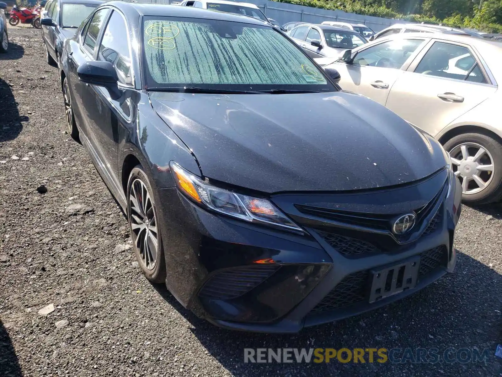 1 Photograph of a damaged car 4T1B11HK4KU734679 TOYOTA CAMRY 2019