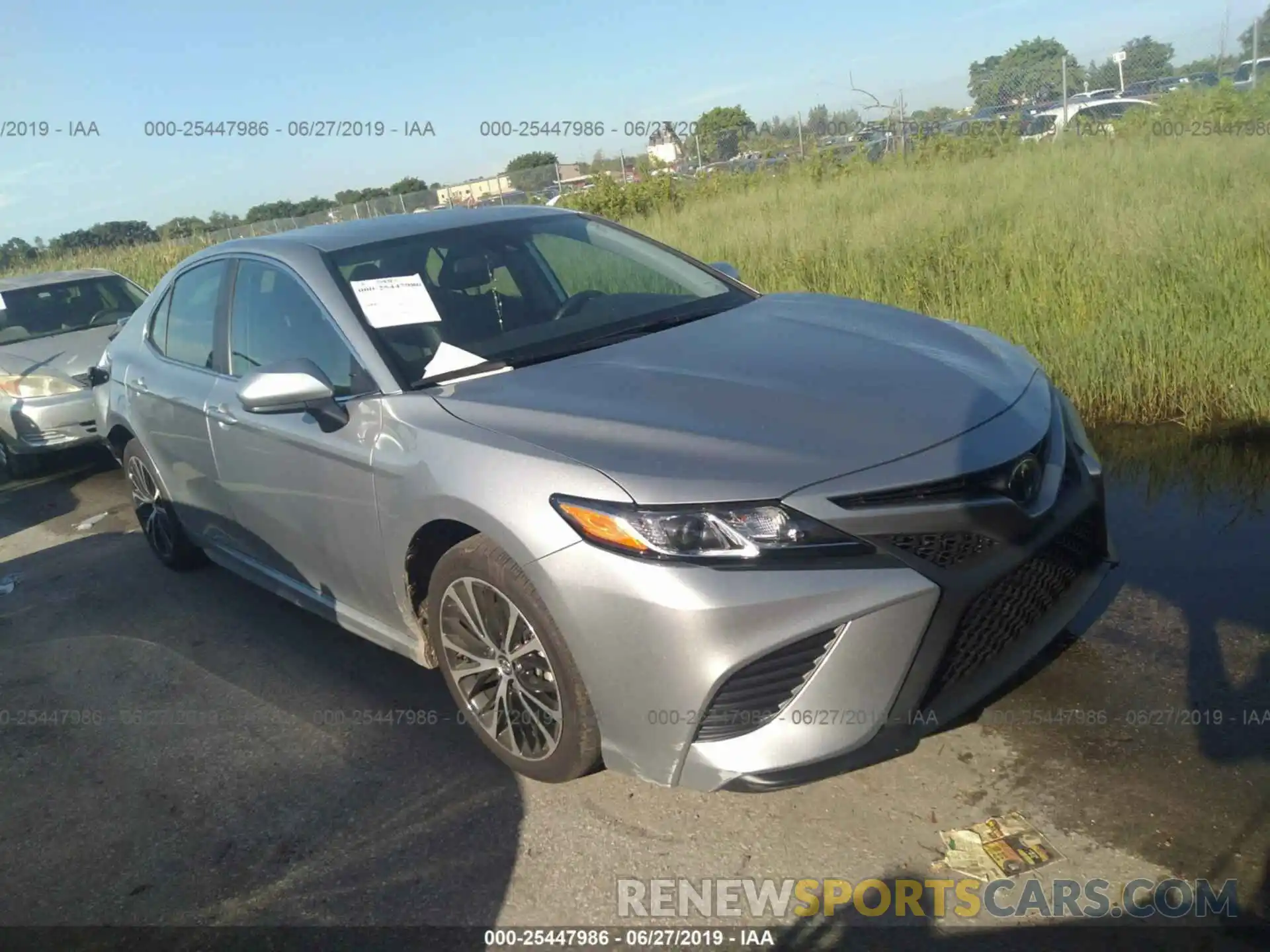 1 Photograph of a damaged car 4T1B11HK4KU734925 TOYOTA CAMRY 2019