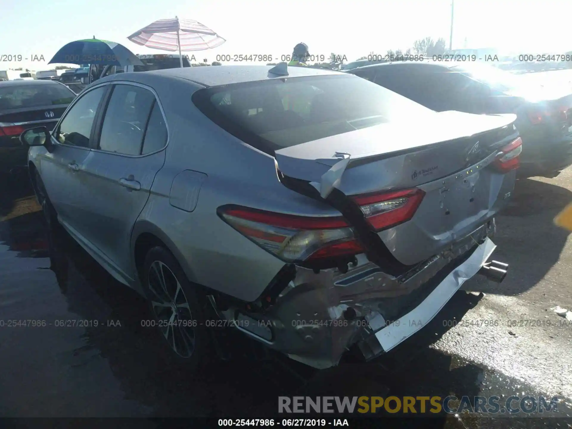 3 Photograph of a damaged car 4T1B11HK4KU734925 TOYOTA CAMRY 2019