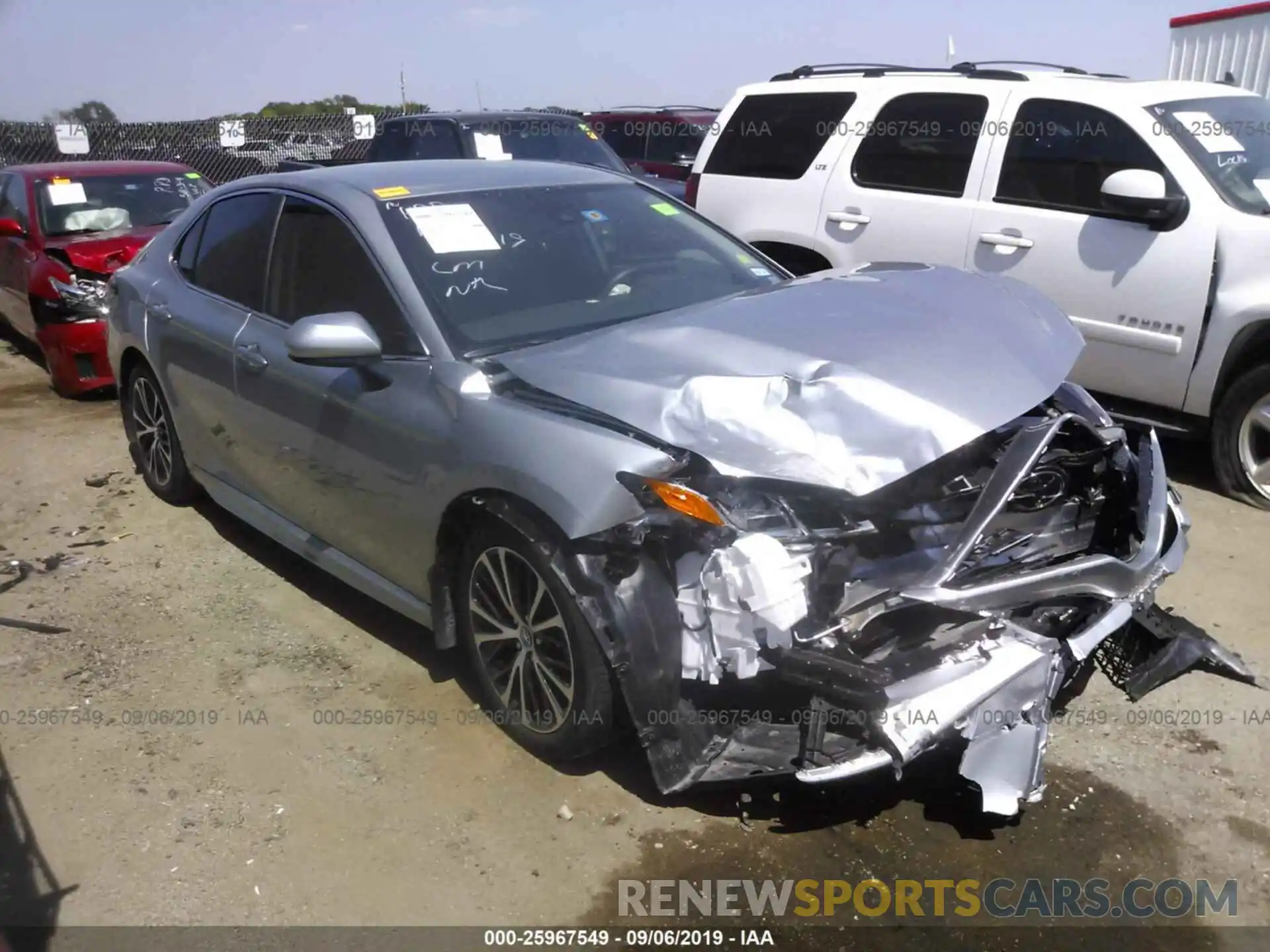 1 Photograph of a damaged car 4T1B11HK4KU735041 TOYOTA CAMRY 2019