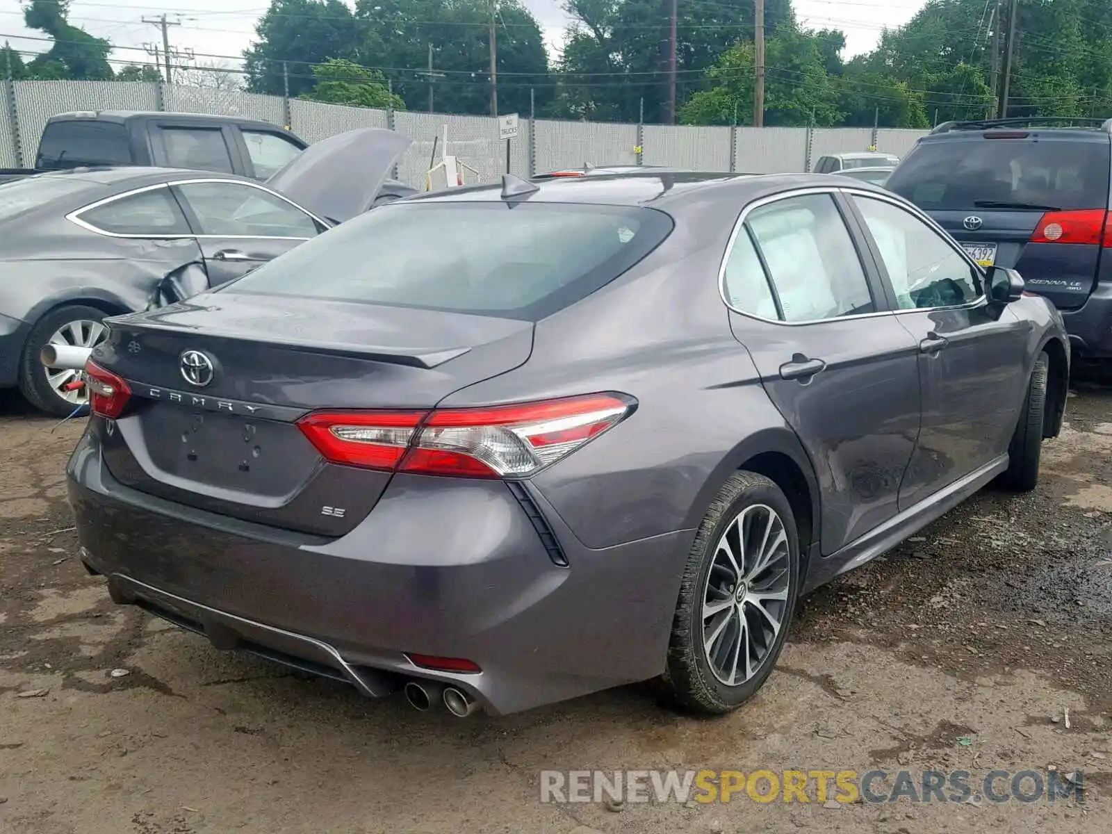 4 Photograph of a damaged car 4T1B11HK4KU736349 TOYOTA CAMRY 2019