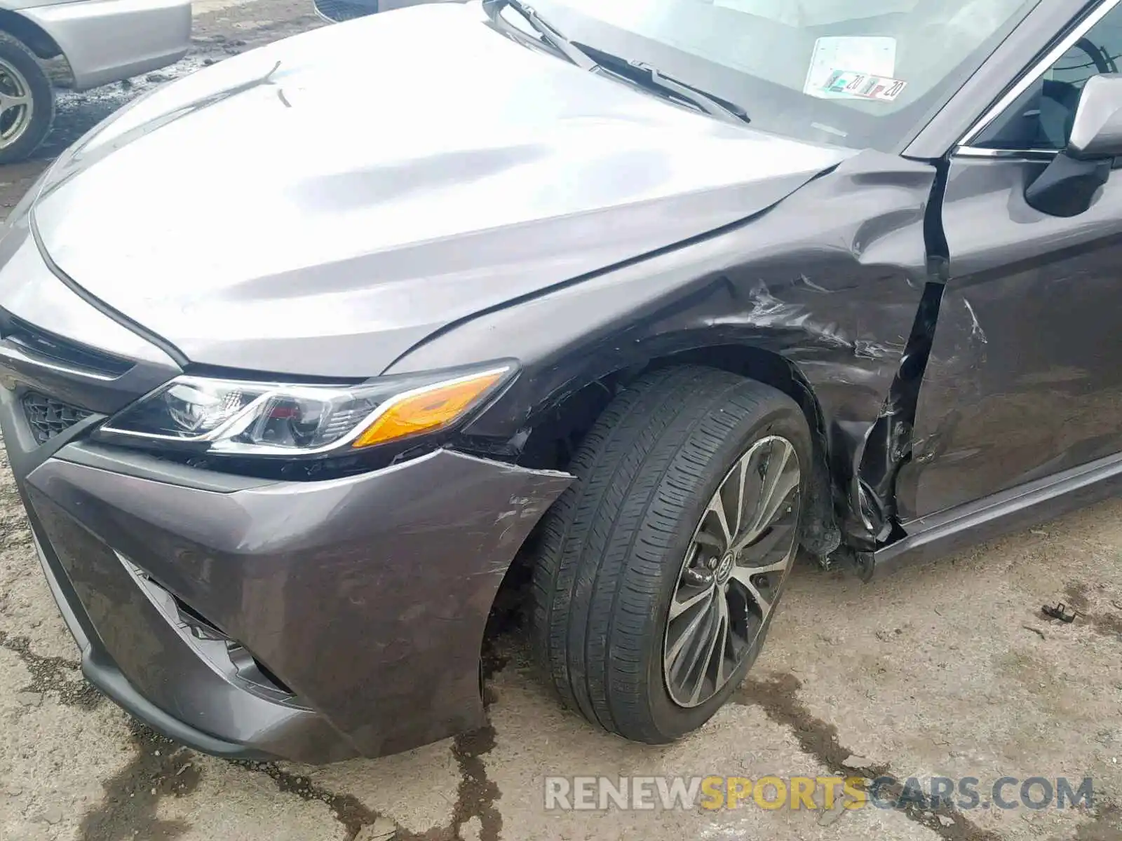 9 Photograph of a damaged car 4T1B11HK4KU736349 TOYOTA CAMRY 2019