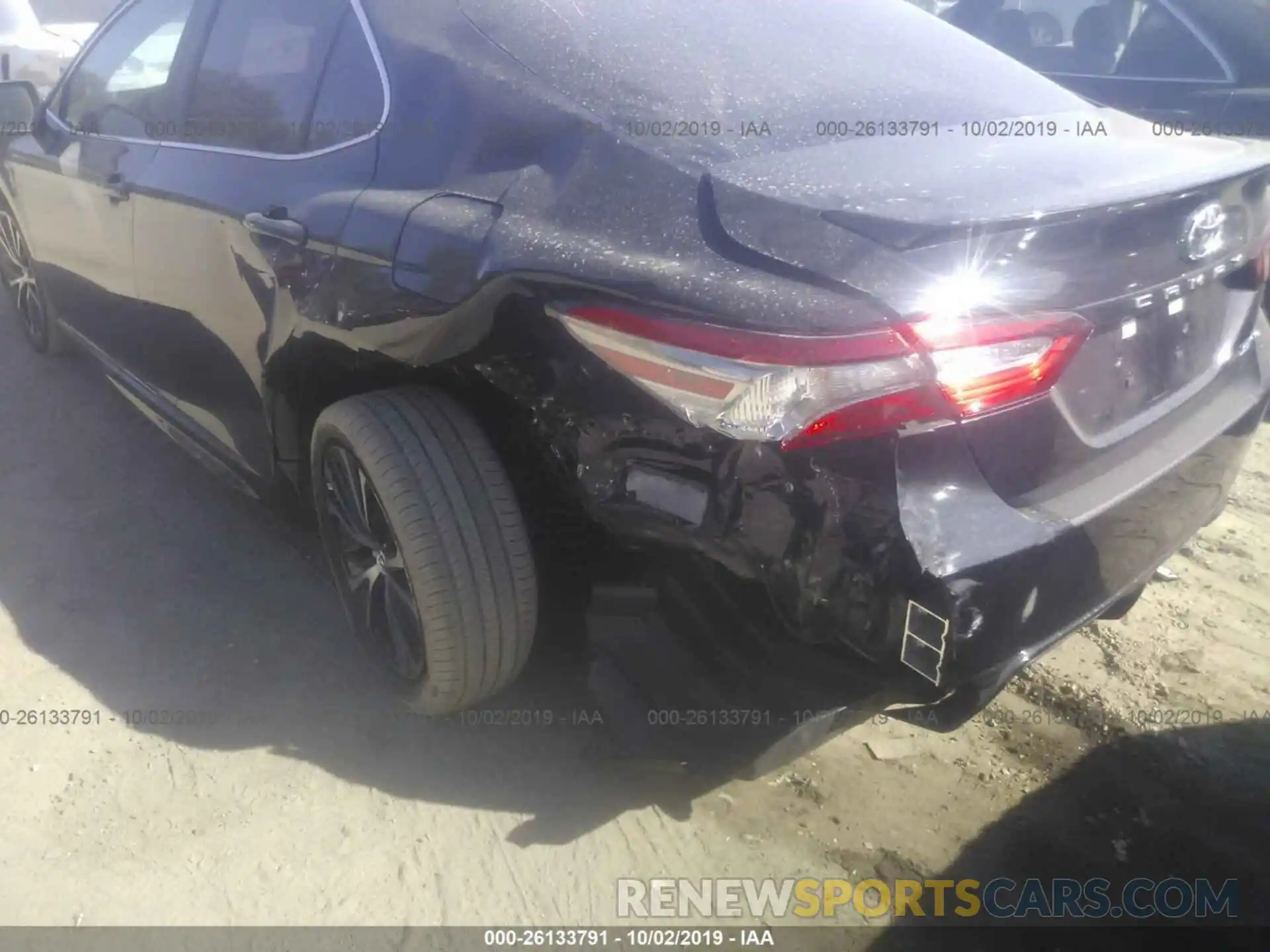 6 Photograph of a damaged car 4T1B11HK4KU736979 TOYOTA CAMRY 2019