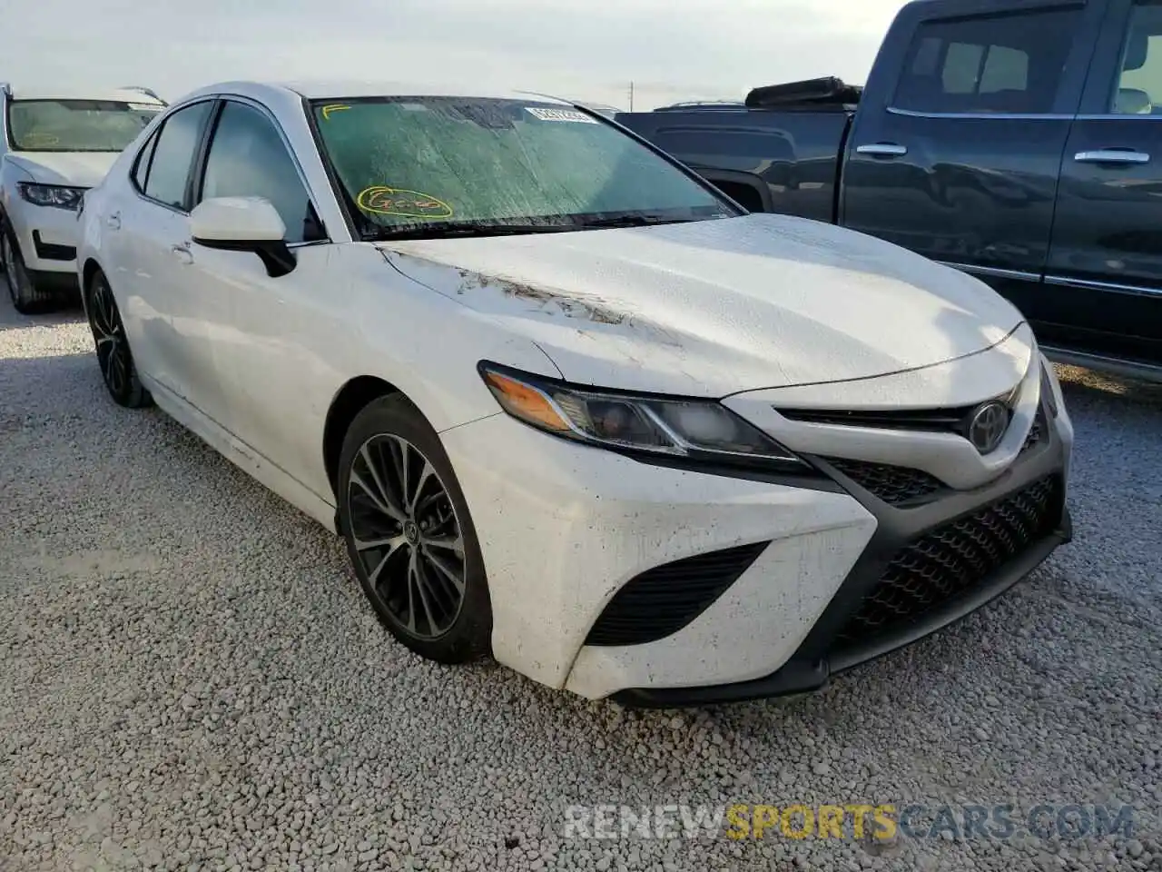 1 Photograph of a damaged car 4T1B11HK4KU737274 TOYOTA CAMRY 2019