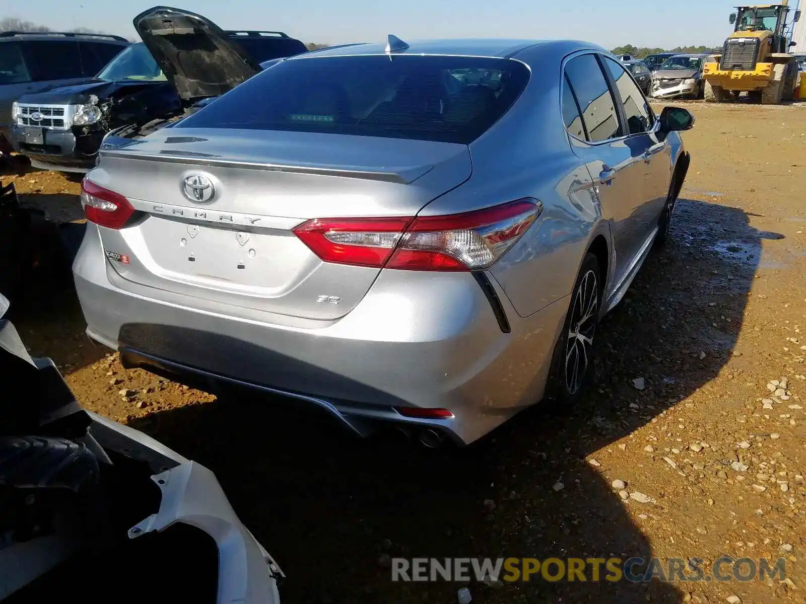 4 Photograph of a damaged car 4T1B11HK4KU737906 TOYOTA CAMRY 2019