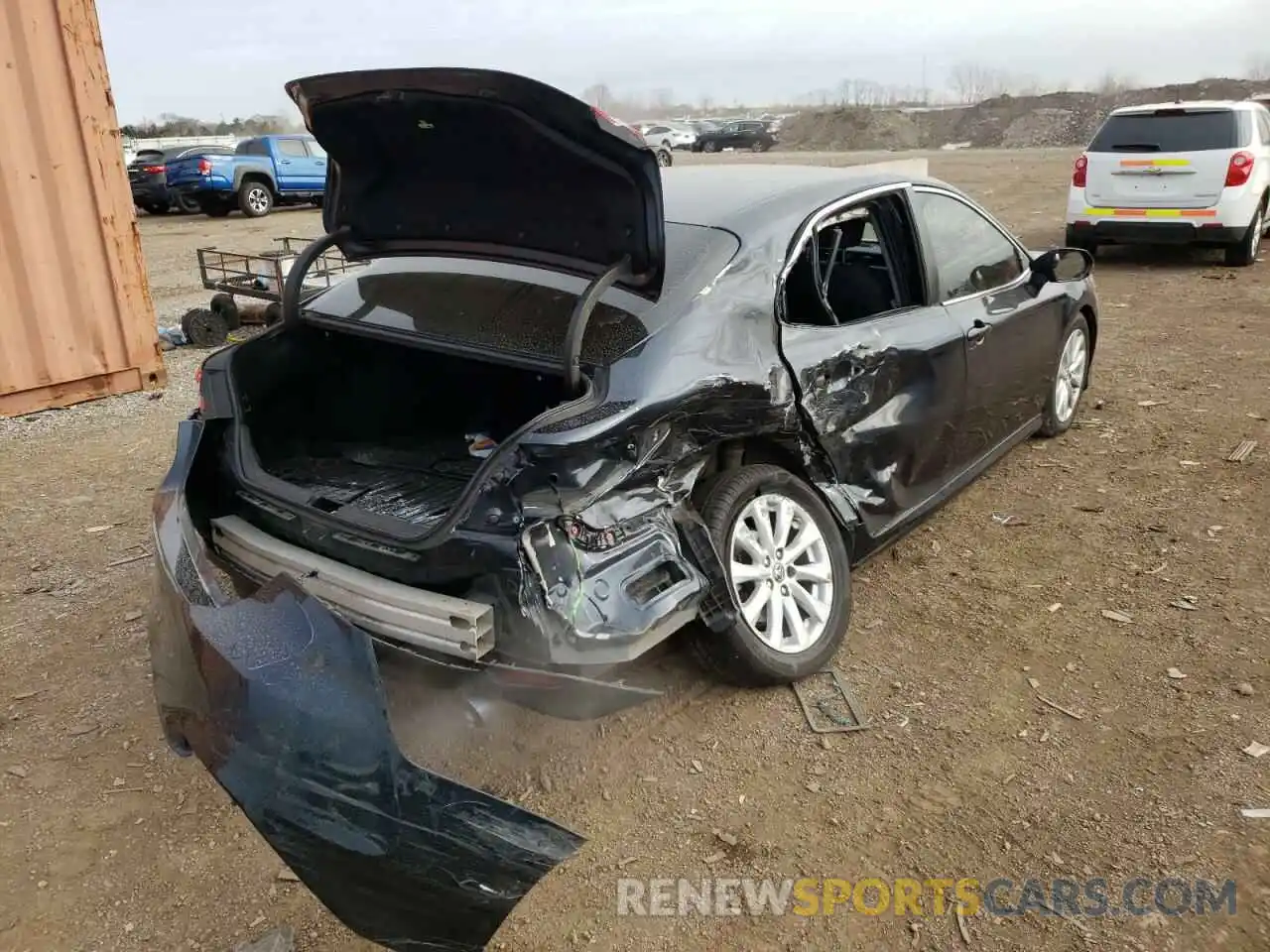 4 Photograph of a damaged car 4T1B11HK4KU738473 TOYOTA CAMRY 2019