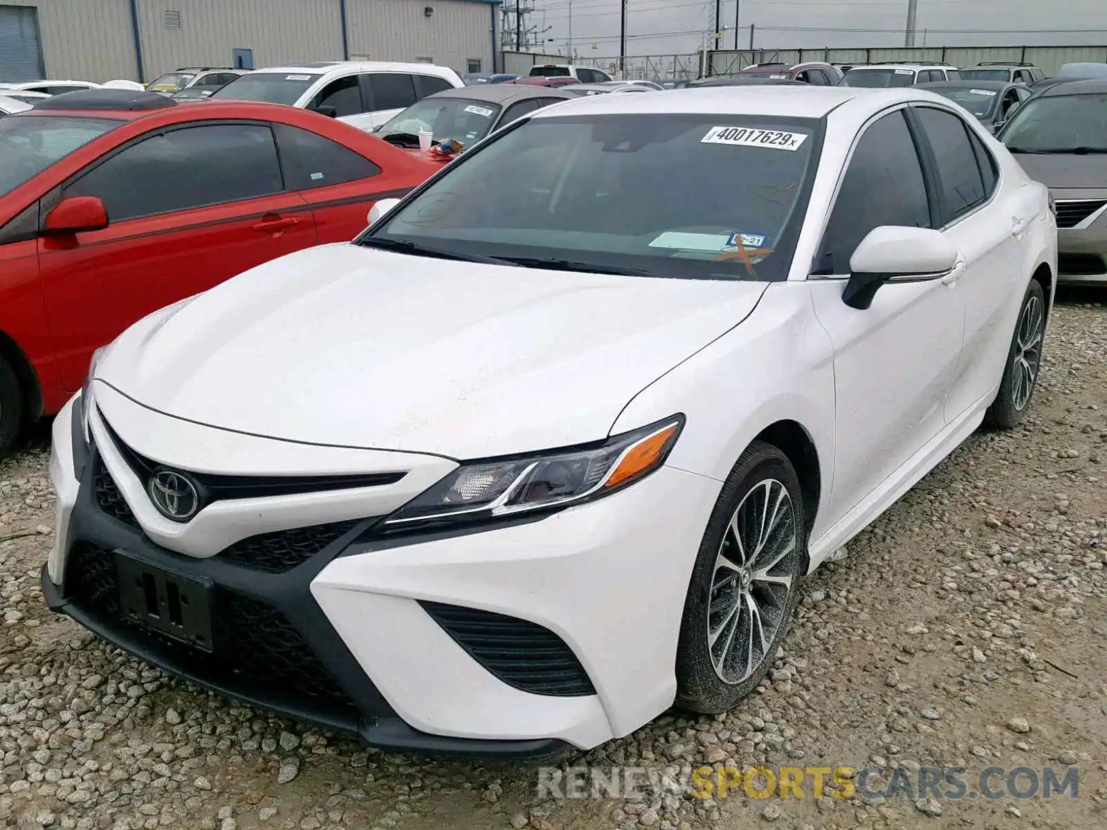 2 Photograph of a damaged car 4T1B11HK4KU739252 TOYOTA CAMRY 2019