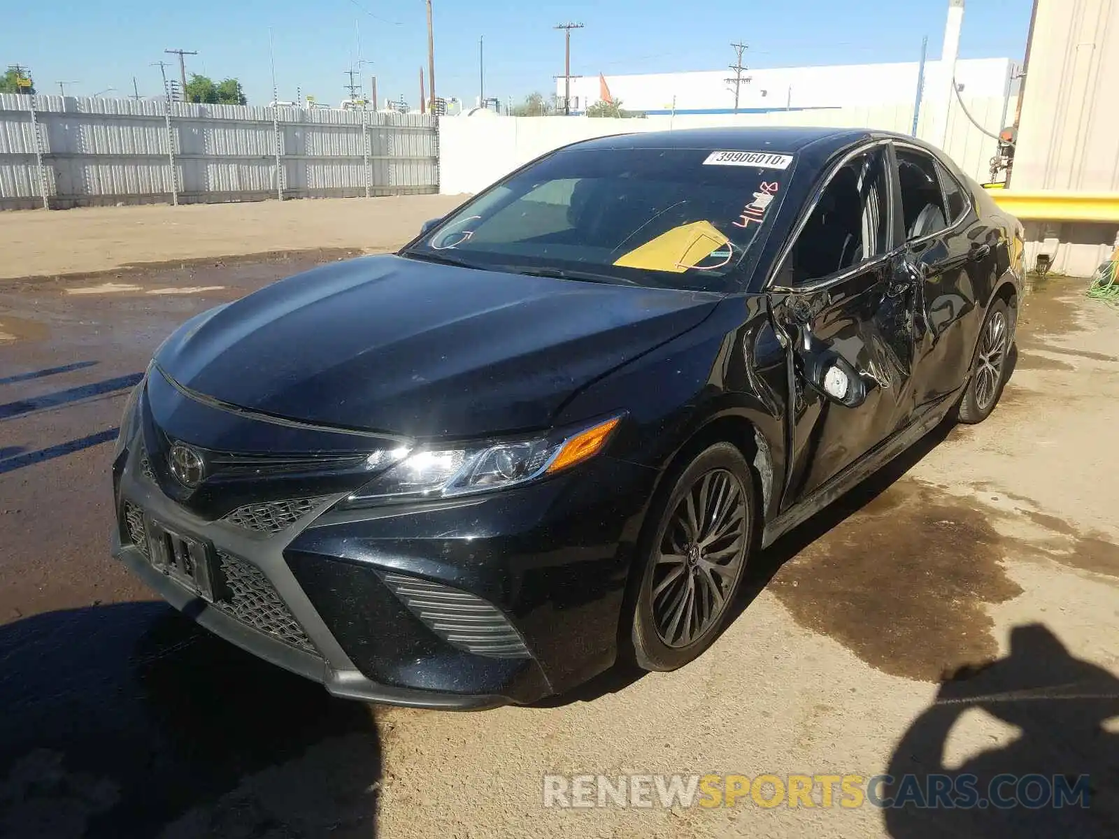 2 Photograph of a damaged car 4T1B11HK4KU740305 TOYOTA CAMRY 2019