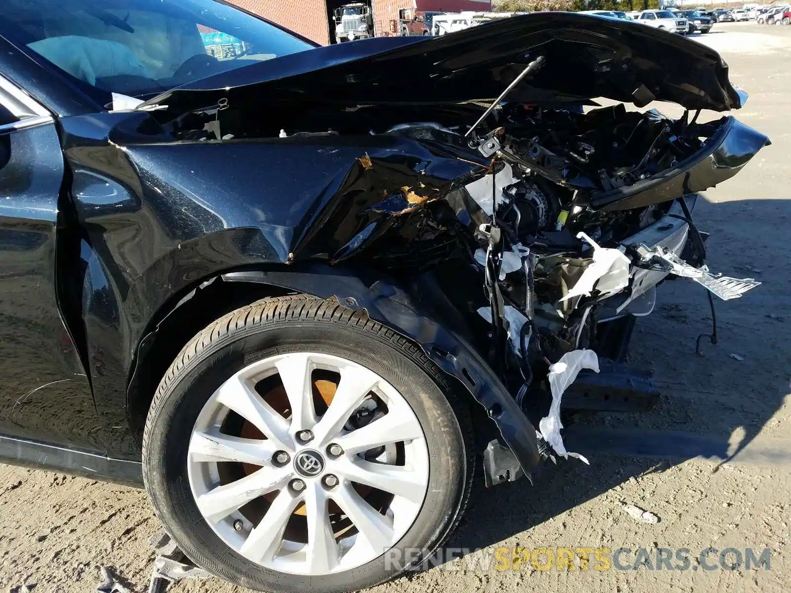 9 Photograph of a damaged car 4T1B11HK4KU740949 TOYOTA CAMRY 2019